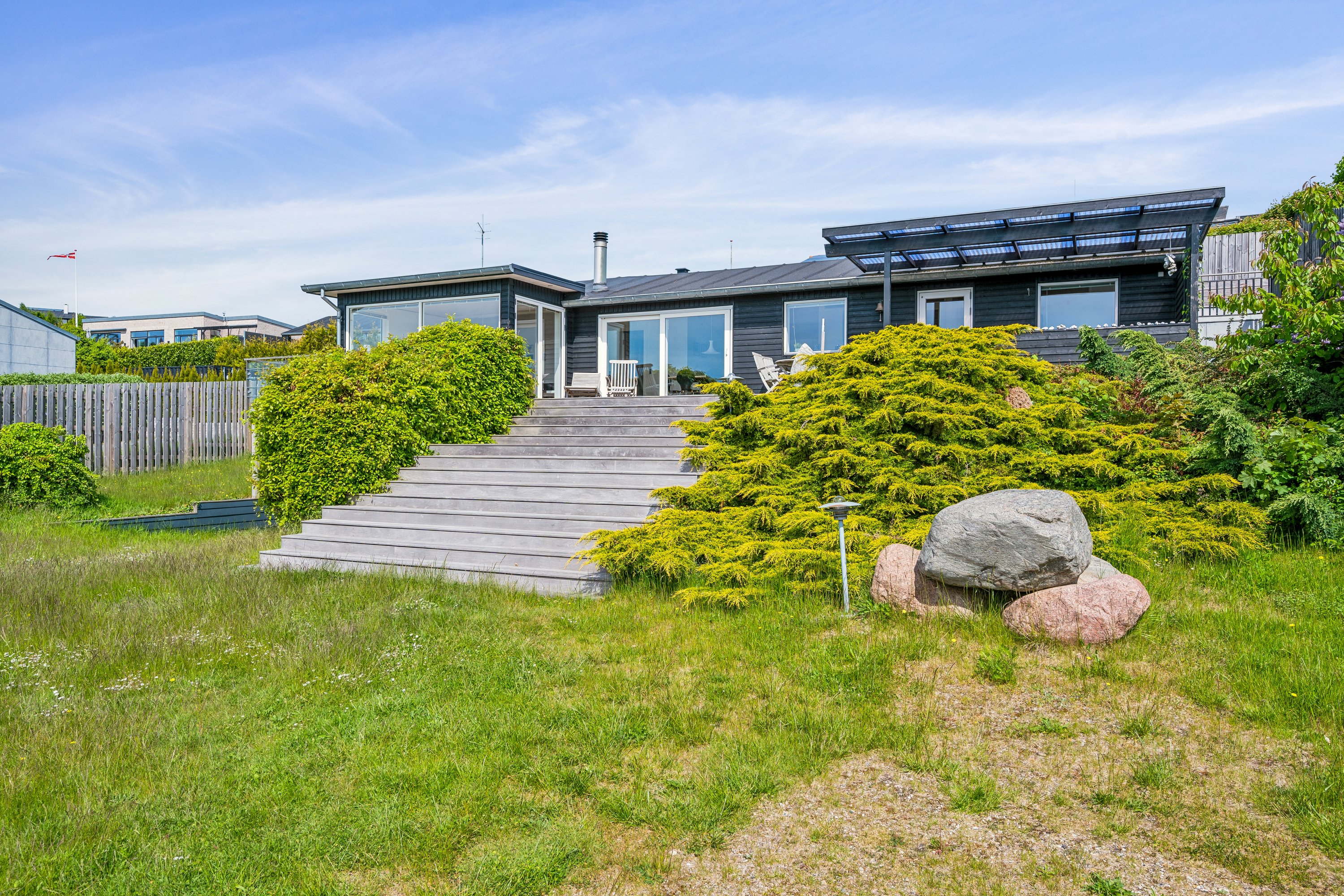 Fremhævet ejendom 1 billede i fuldskærmstilstand. Billede af Højbovej 16, Egsmark Strand, 8400 Ebeltoft