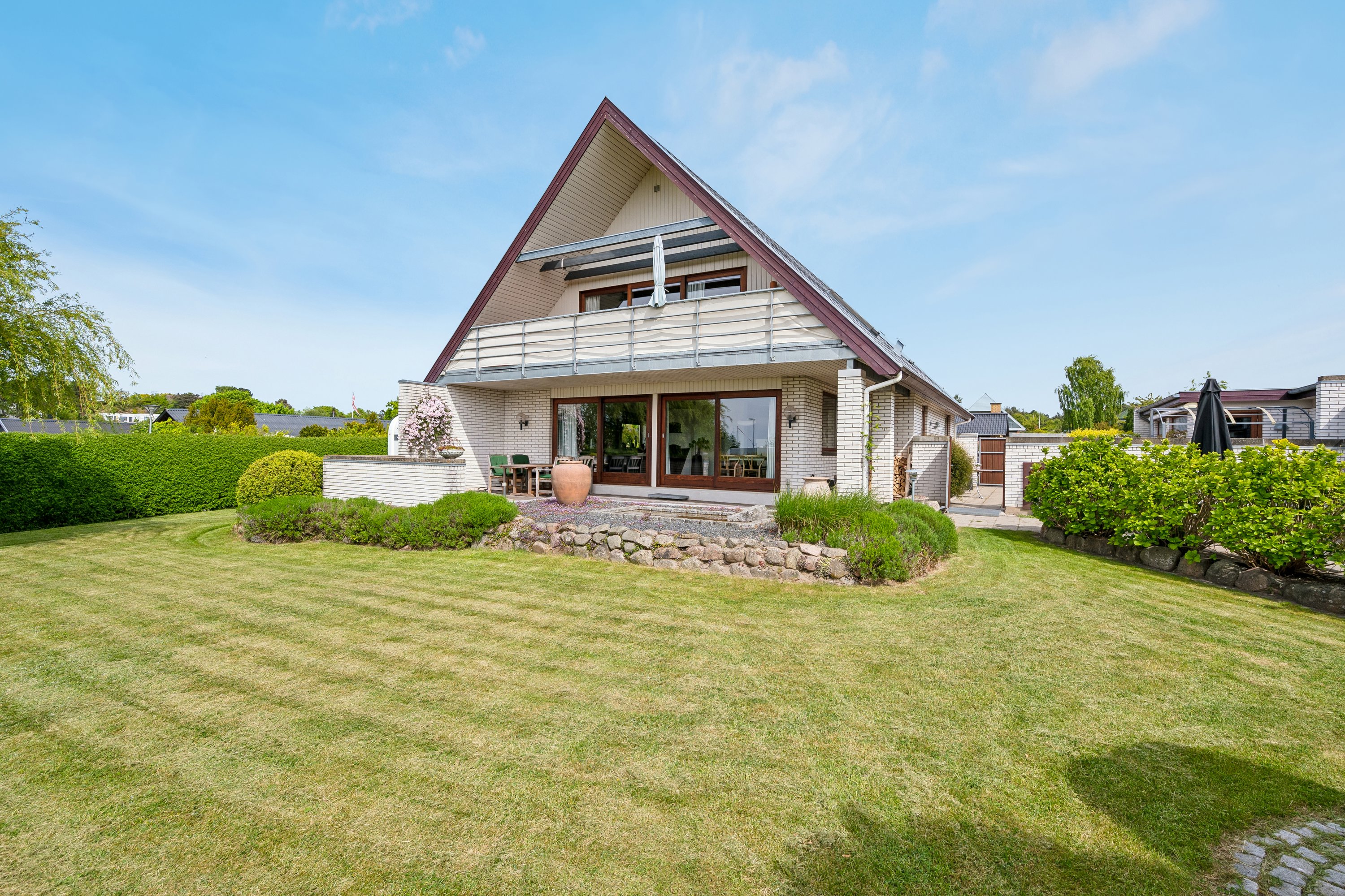 Fremhævet ejendom 1 billede i fuldskærmstilstand. Billede af Irisvej 2, 8400 Ebeltoft