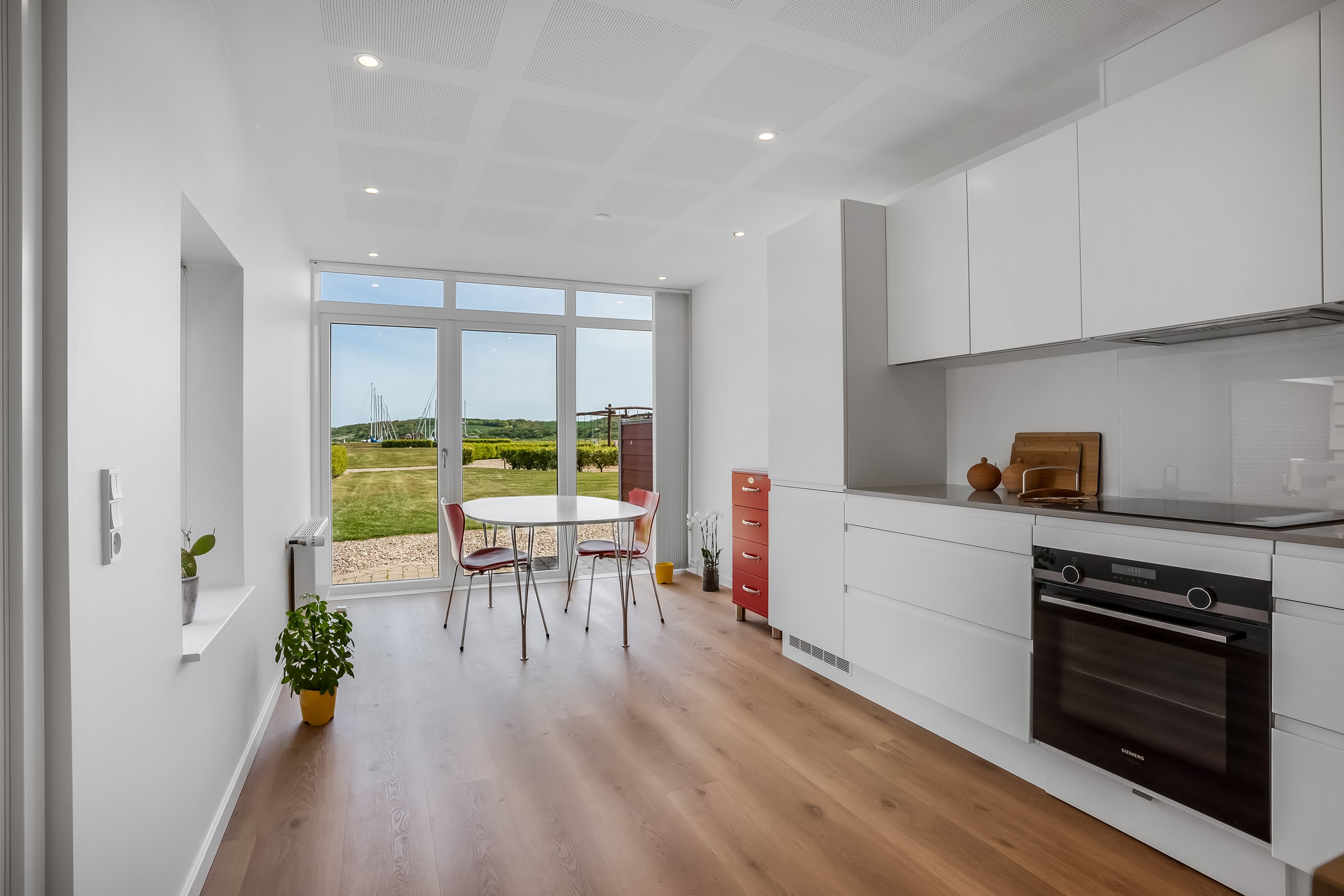 Fremhævet køkken billede i fuldskærmstilstand. Billede af Vinkelhagevej 91, Heldum, 7620 Lemvig