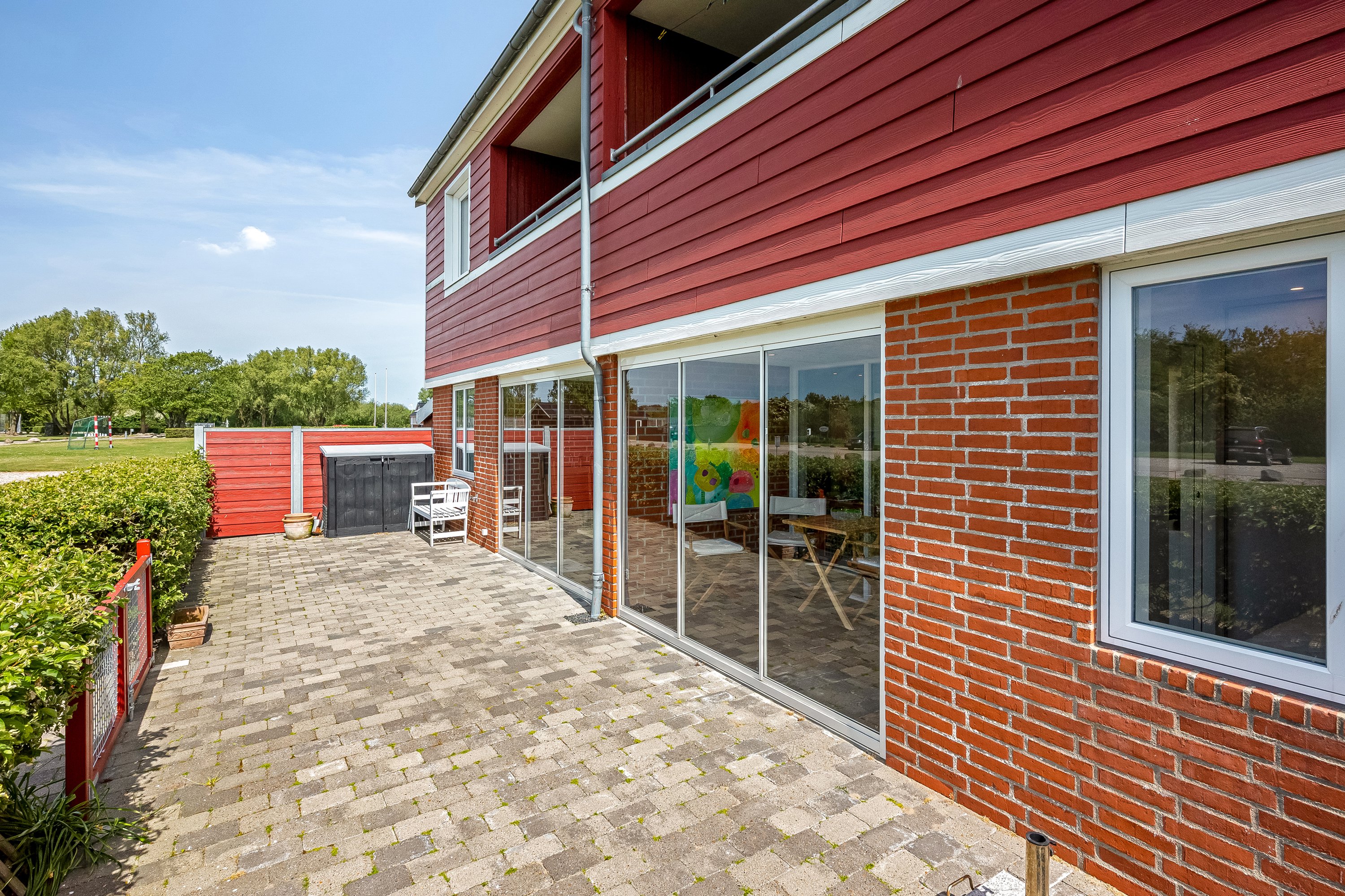 Fremhævet terrasse billede i fuldskærmstilstand. Billede af Vinkelhagevej 91, Heldum, 7620 Lemvig