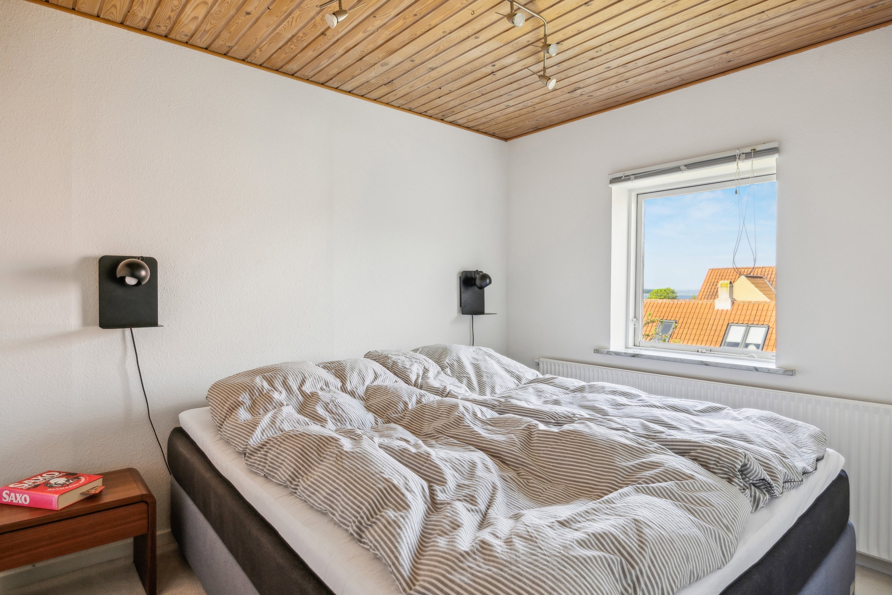 Fremhævet værelse billede i fuldskærmstilstand. Billede af Kirkegårdsvej 8, 1., 8400 Ebeltoft