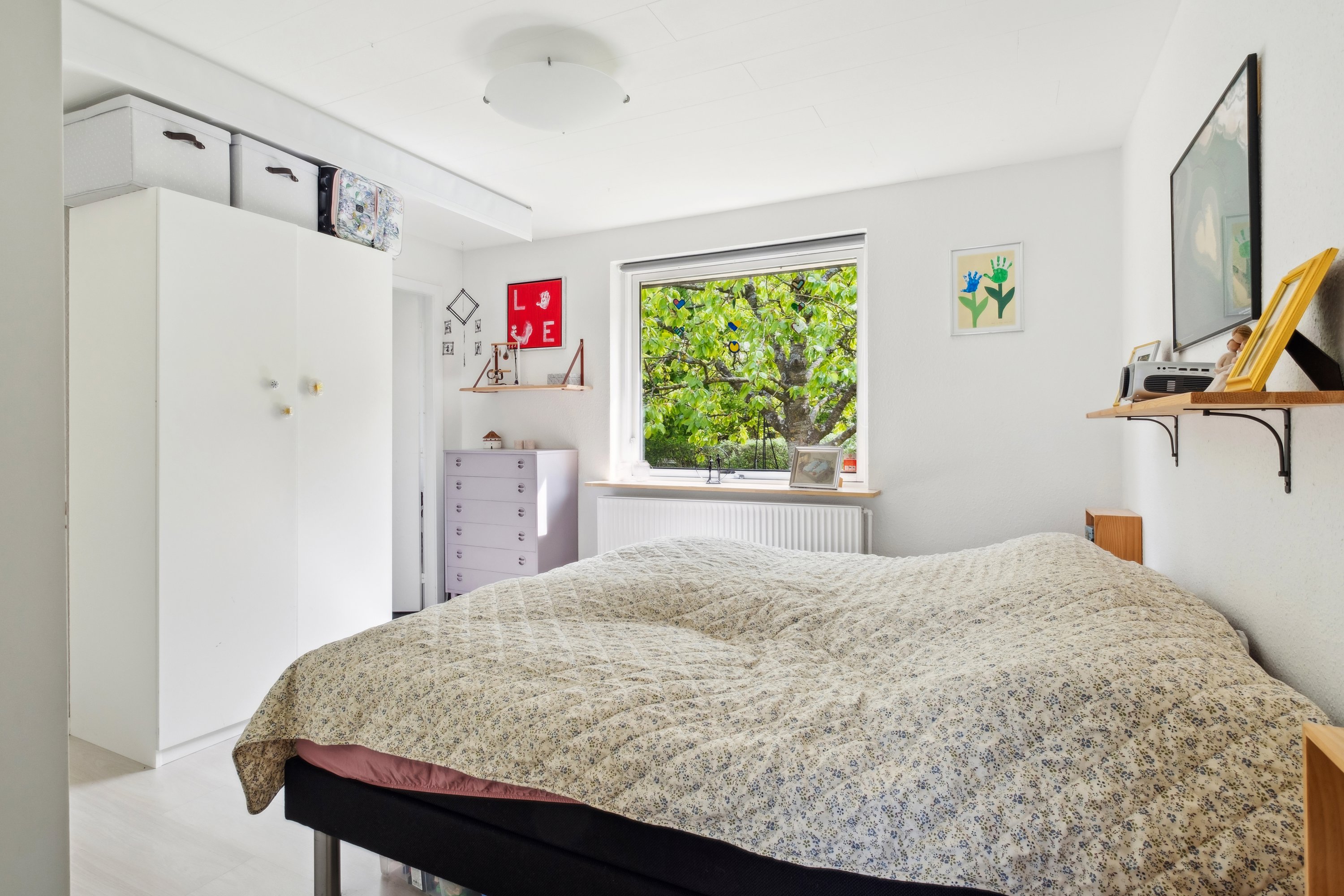 Fremhævet værelse billede i fuldskærmstilstand. Billede af Tranumparken 20, 9220 Aalborg Øst