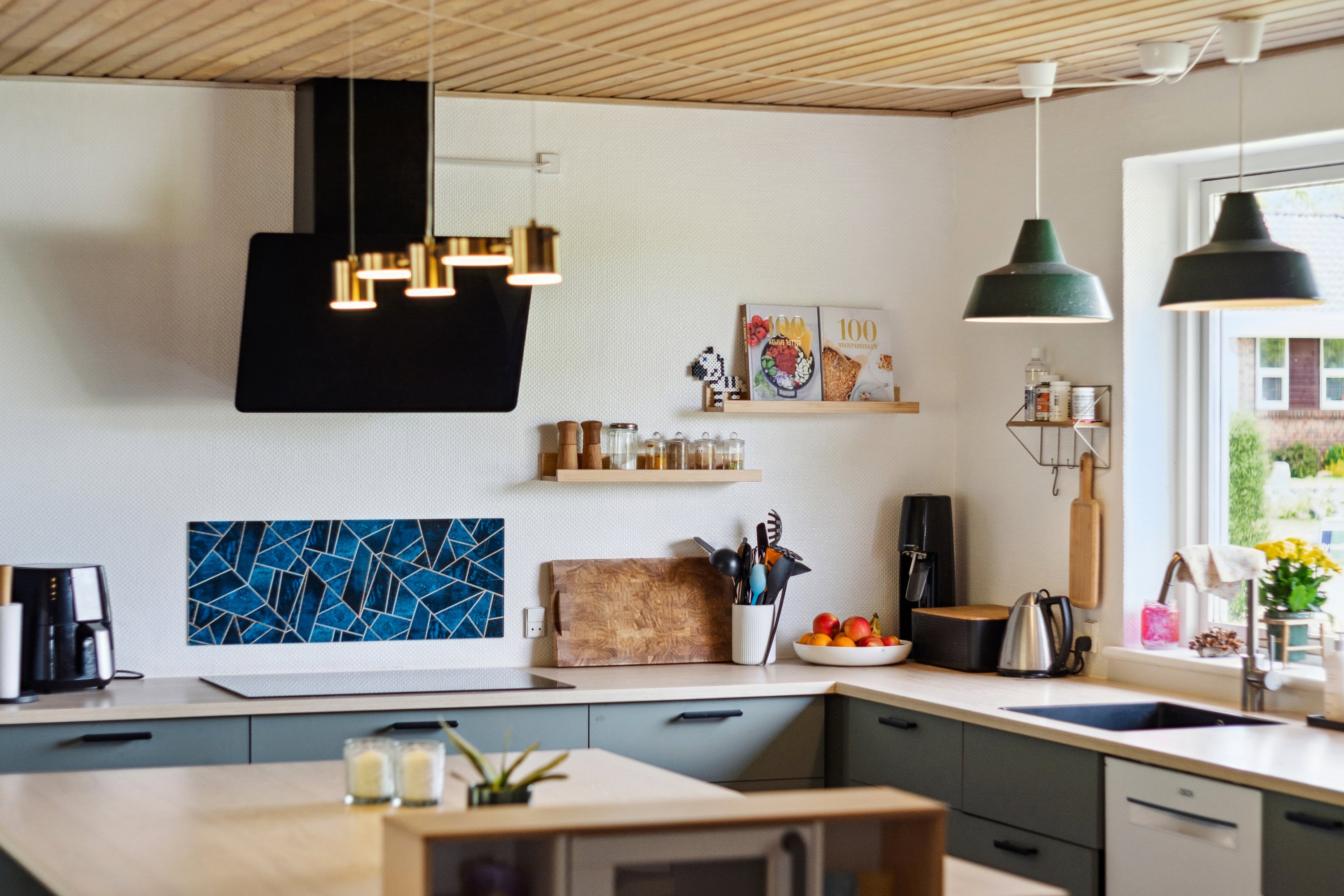 Miniaturebillede 2: køkken. Billede af Tranumparken 20, 9220 Aalborg Øst