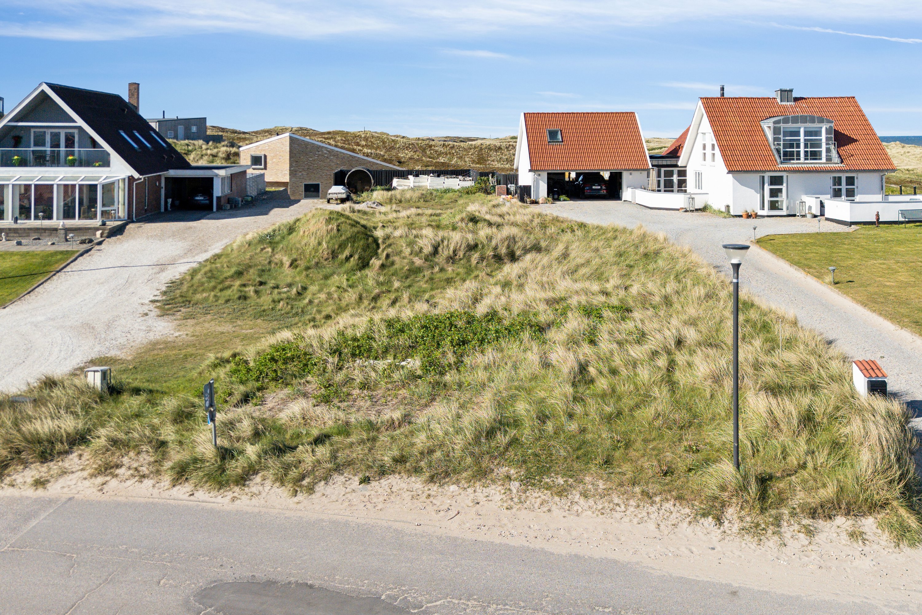 Fremhævet set fra vejen billede i fuldskærmstilstand. Billede af Ørhagevej 179, Klitmøller, 7700 Thisted