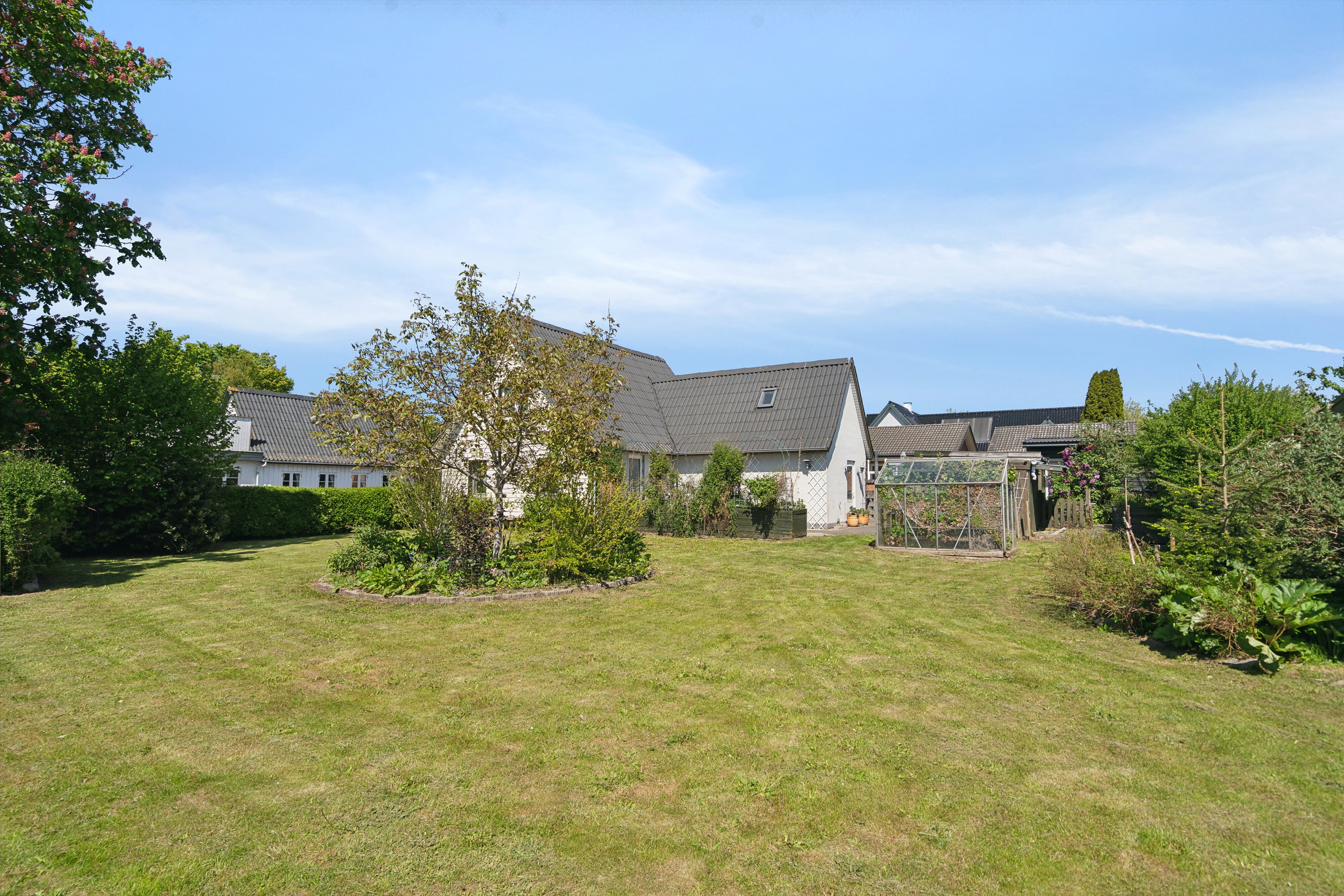 Fremhævet set fra haven billede i fuldskærmstilstand. Billede af Mindelundsvej 10, Seden, 5240 Odense NØ