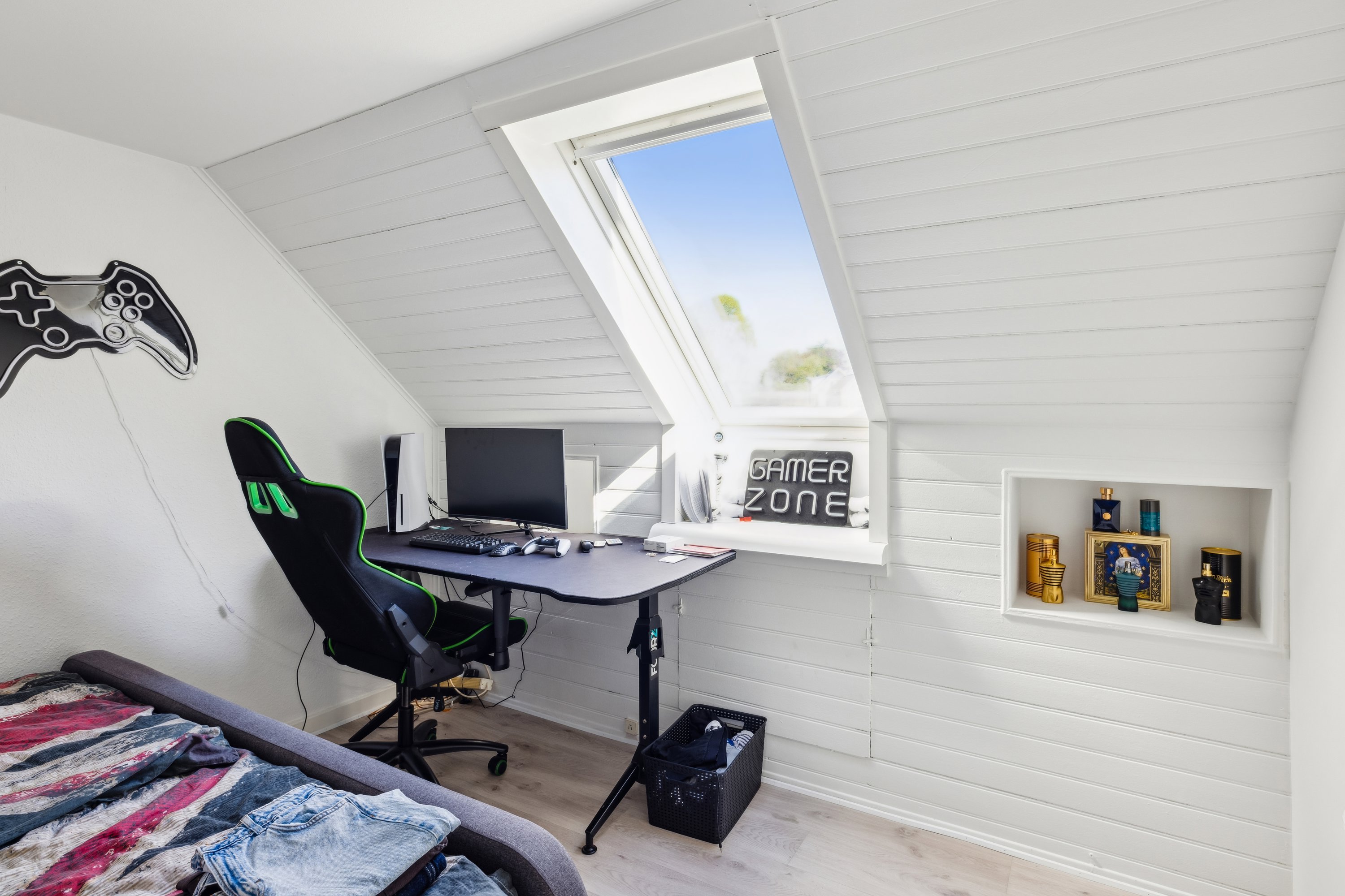 Fremhævet  billede i fuldskærmstilstand. Billede af Storegade 2 + 4, 8950 Ørsted