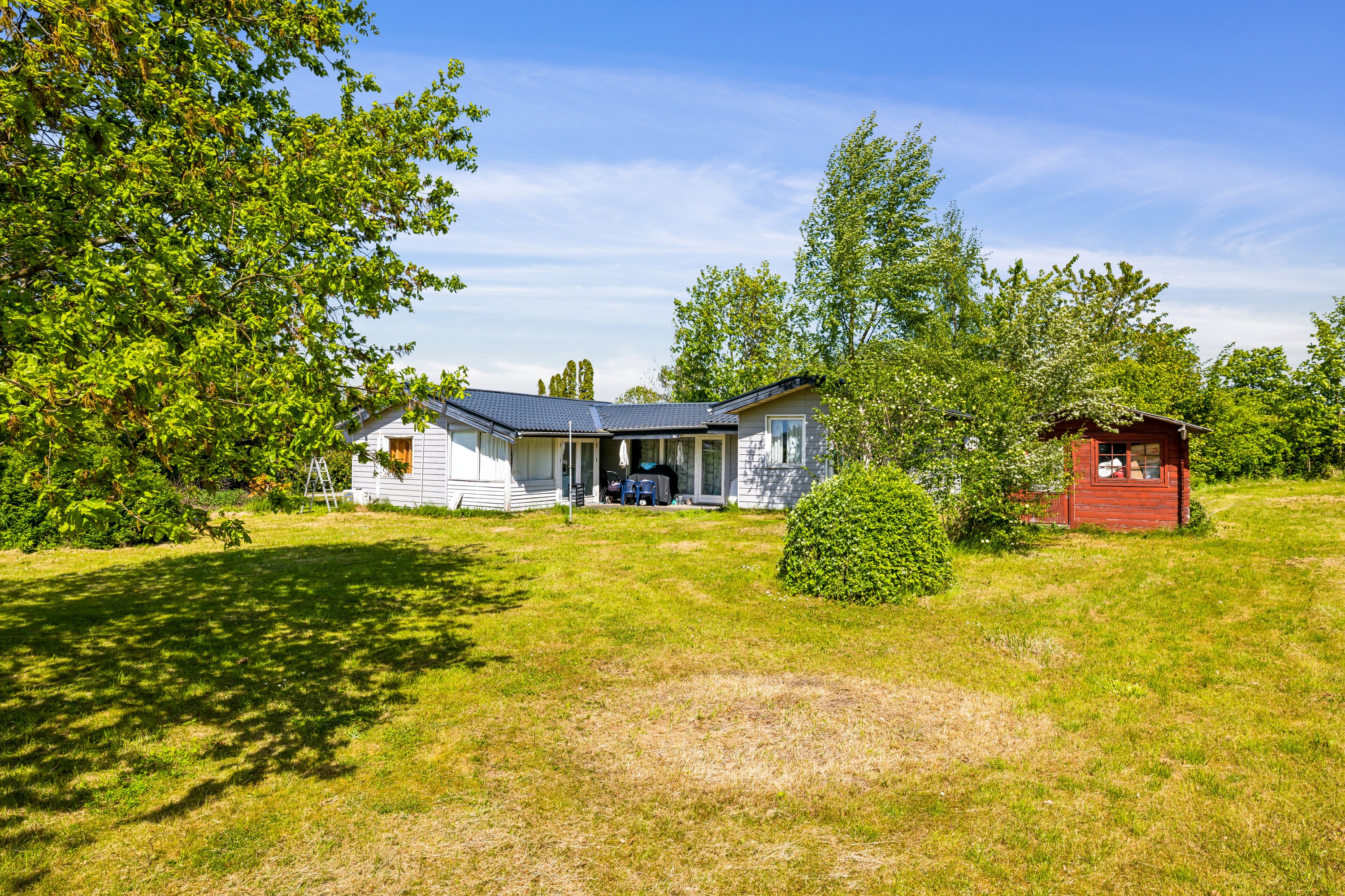 Fremhævet have billede i fuldskærmstilstand. Billede af Strandvejen 6C, Følle Strand, 8410 Rønde