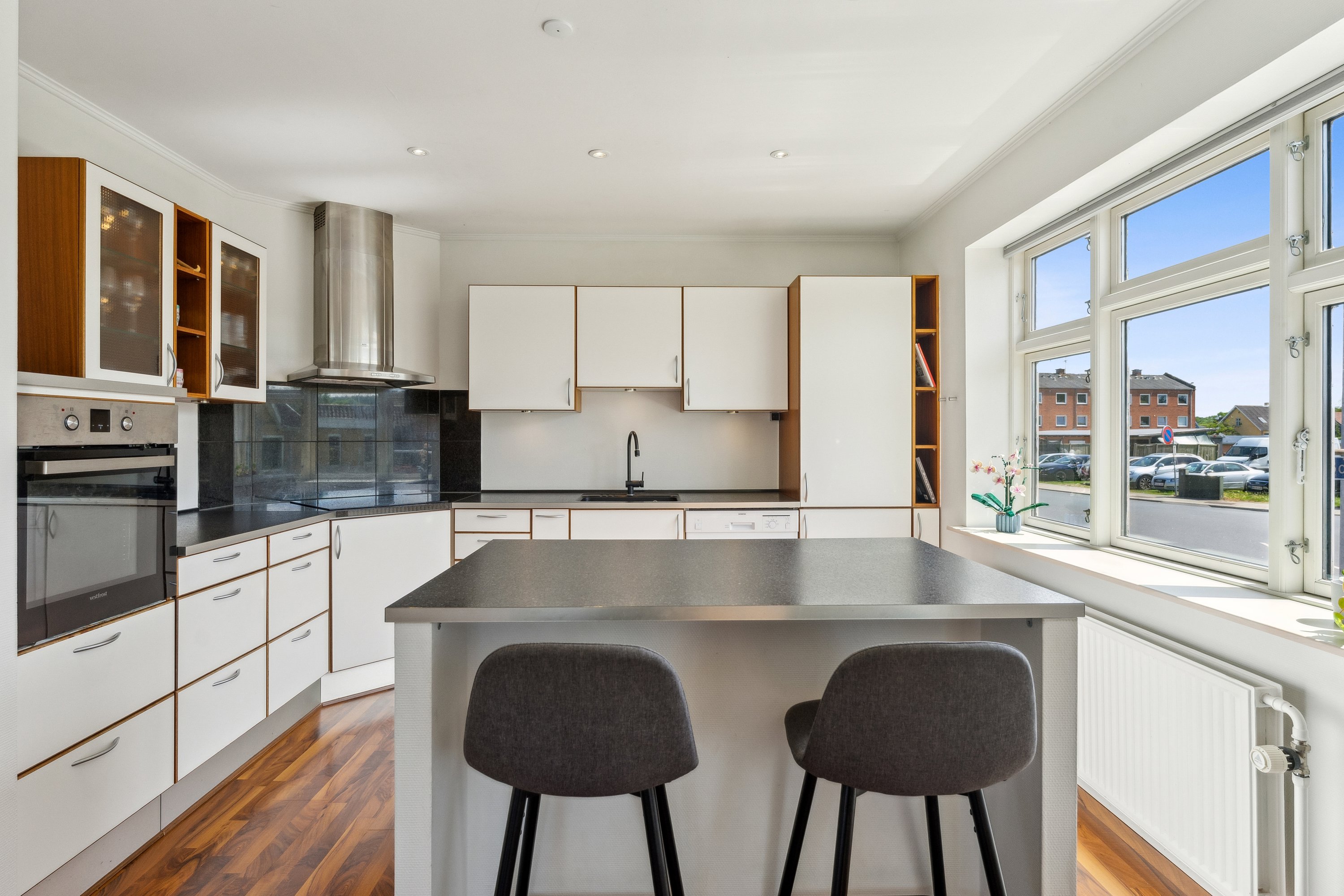 Fremhævet køkken billede i fuldskærmstilstand. Billede af Mosevej 2, 8850 Bjerringbro