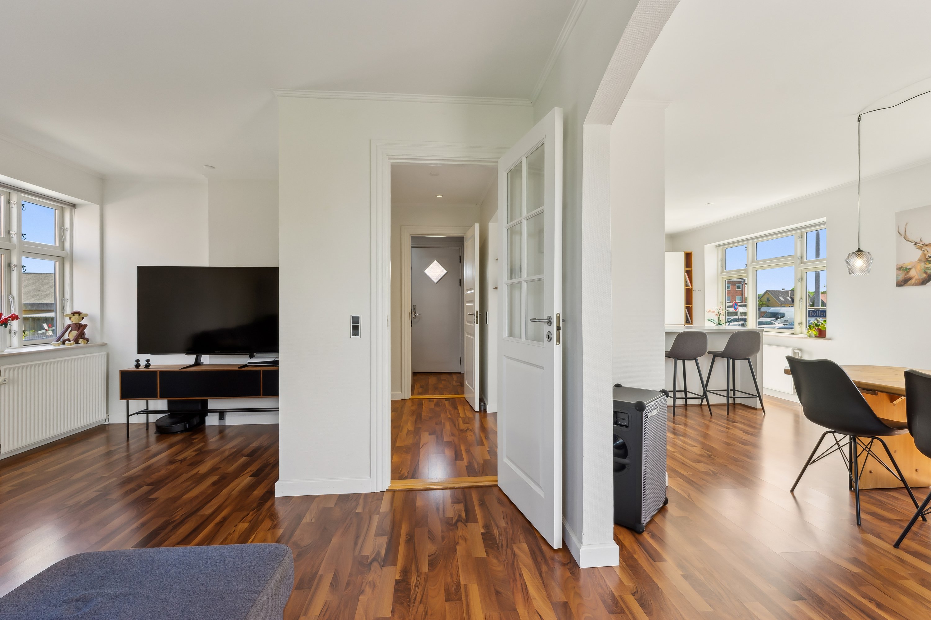 Fremhævet stue billede i fuldskærmstilstand. Billede af Mosevej 2, 8850 Bjerringbro