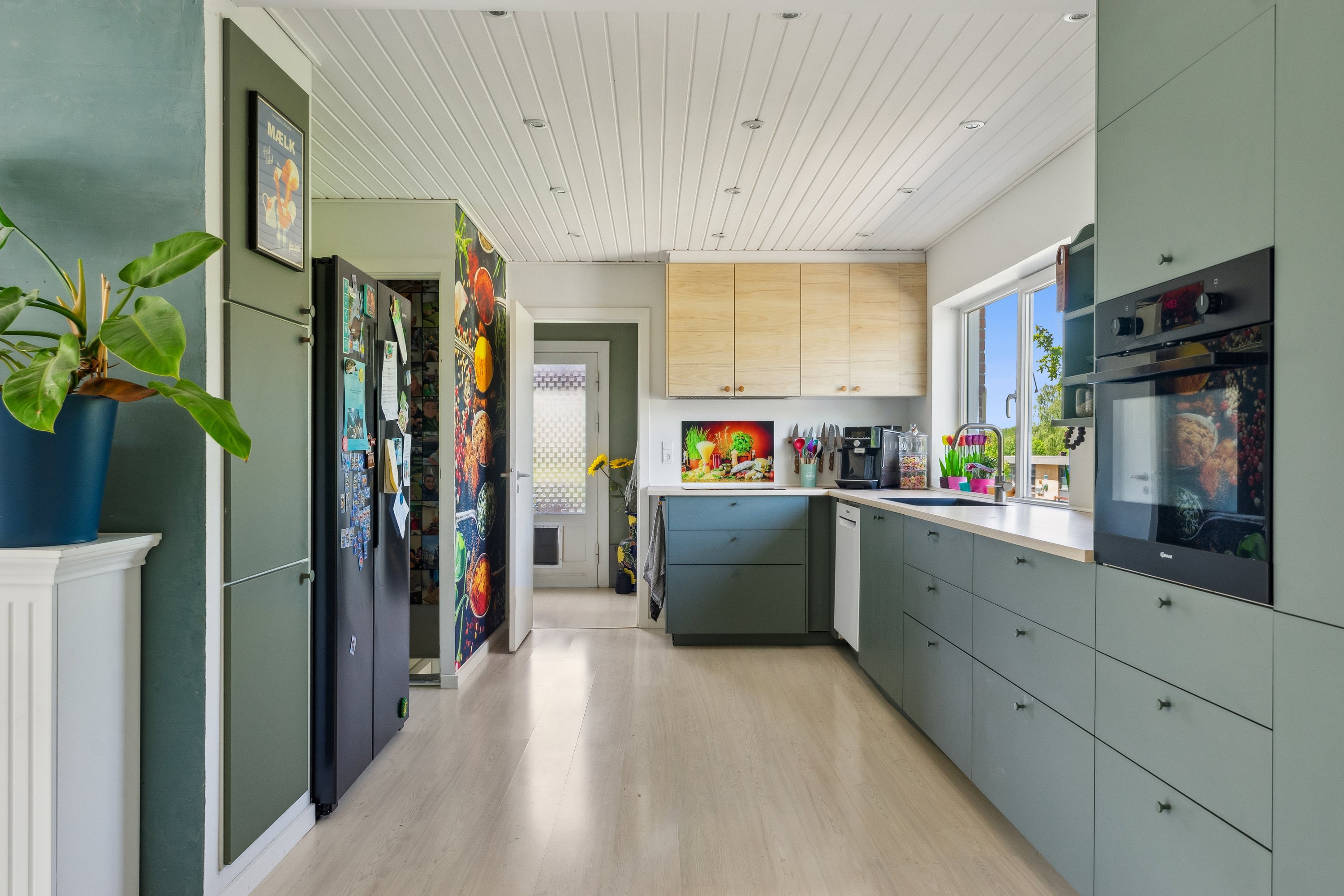 Fremhævet køkken billede i fuldskærmstilstand. Billede af Kirkevænget 8, 8860 Ulstrup