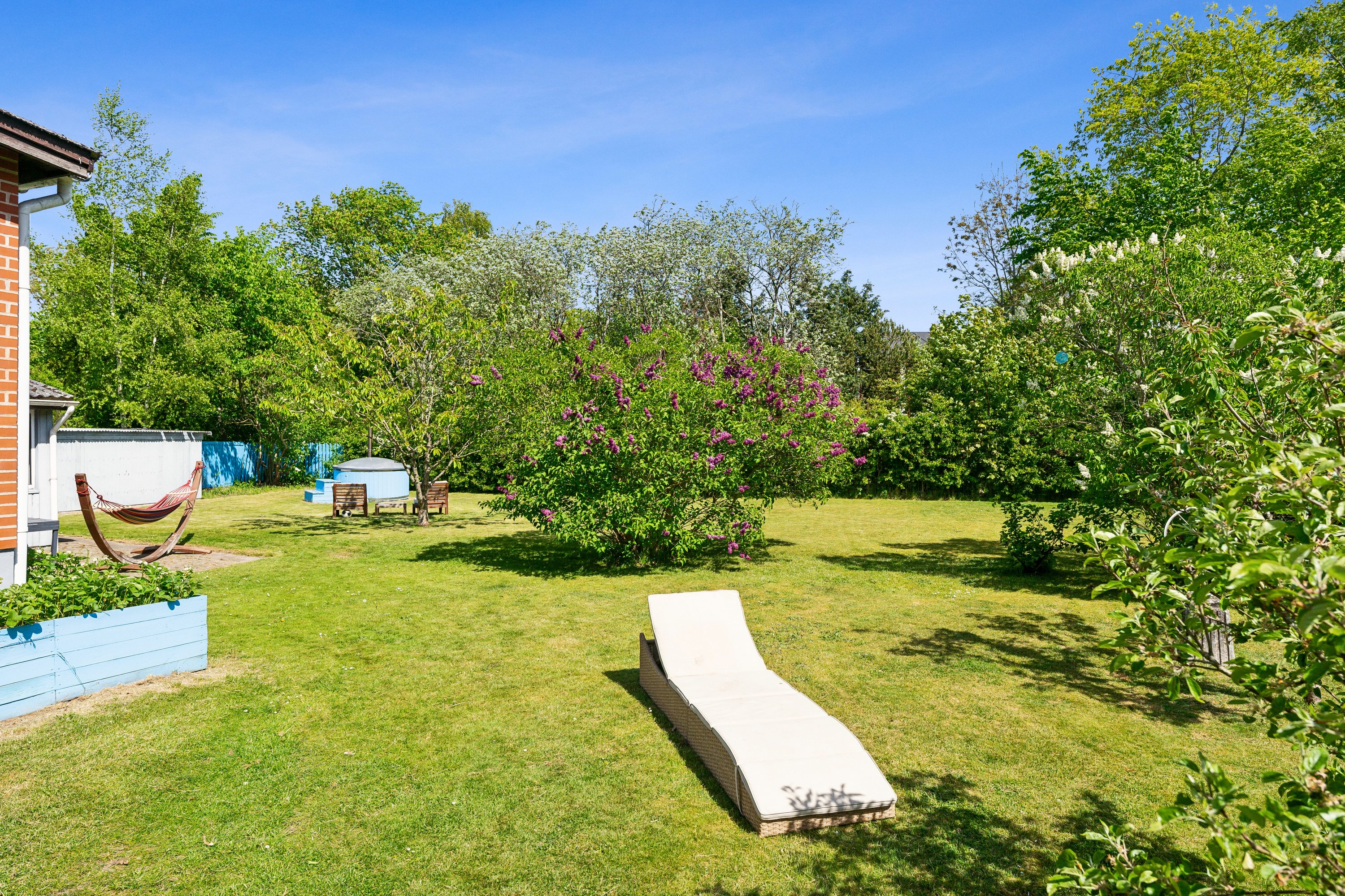 Miniaturebillede 1: have. Billede af Kirkevænget 8, 8860 Ulstrup