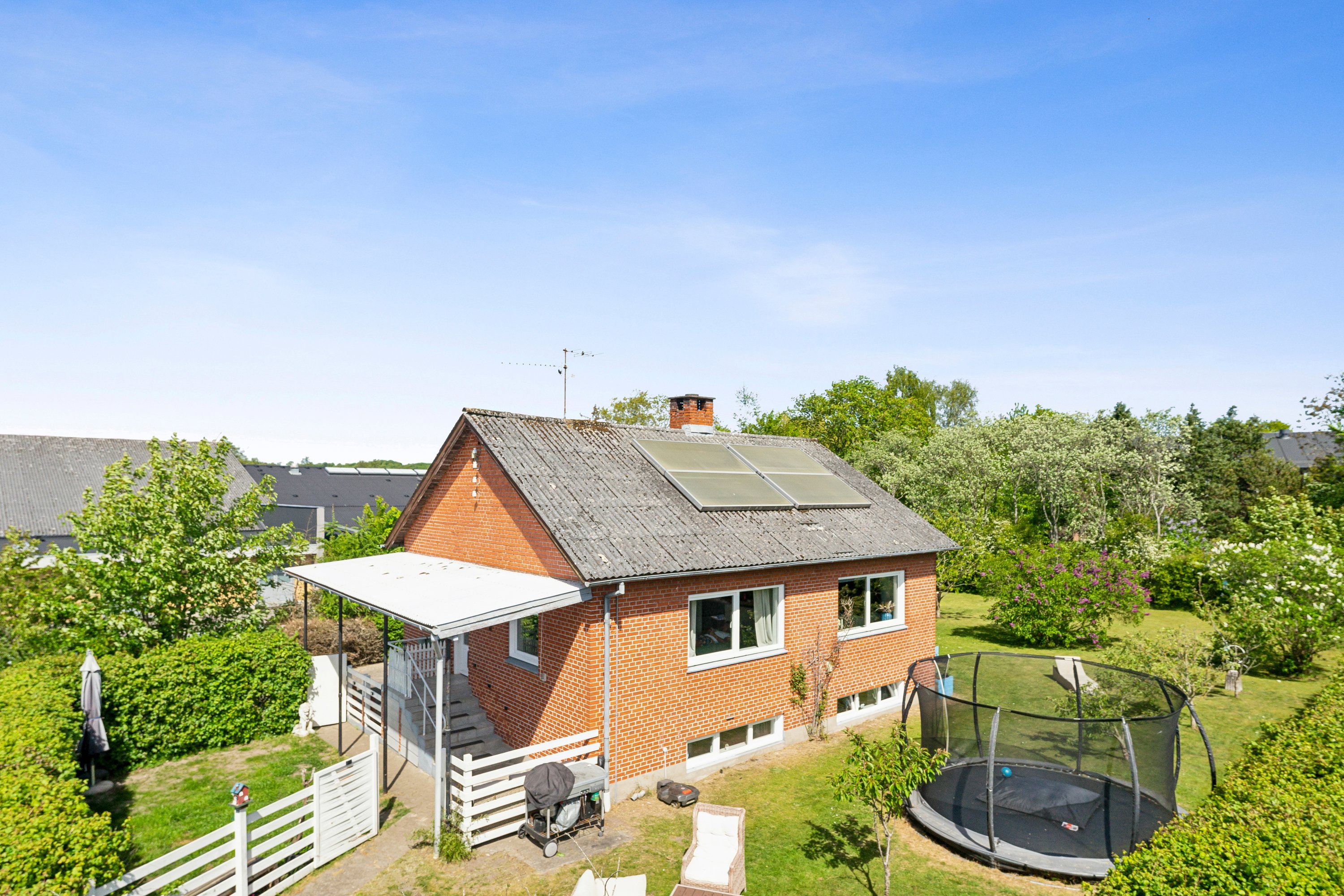 Fremhævet ejendom 1 billede i fuldskærmstilstand. Billede af Kirkevænget 8, 8860 Ulstrup