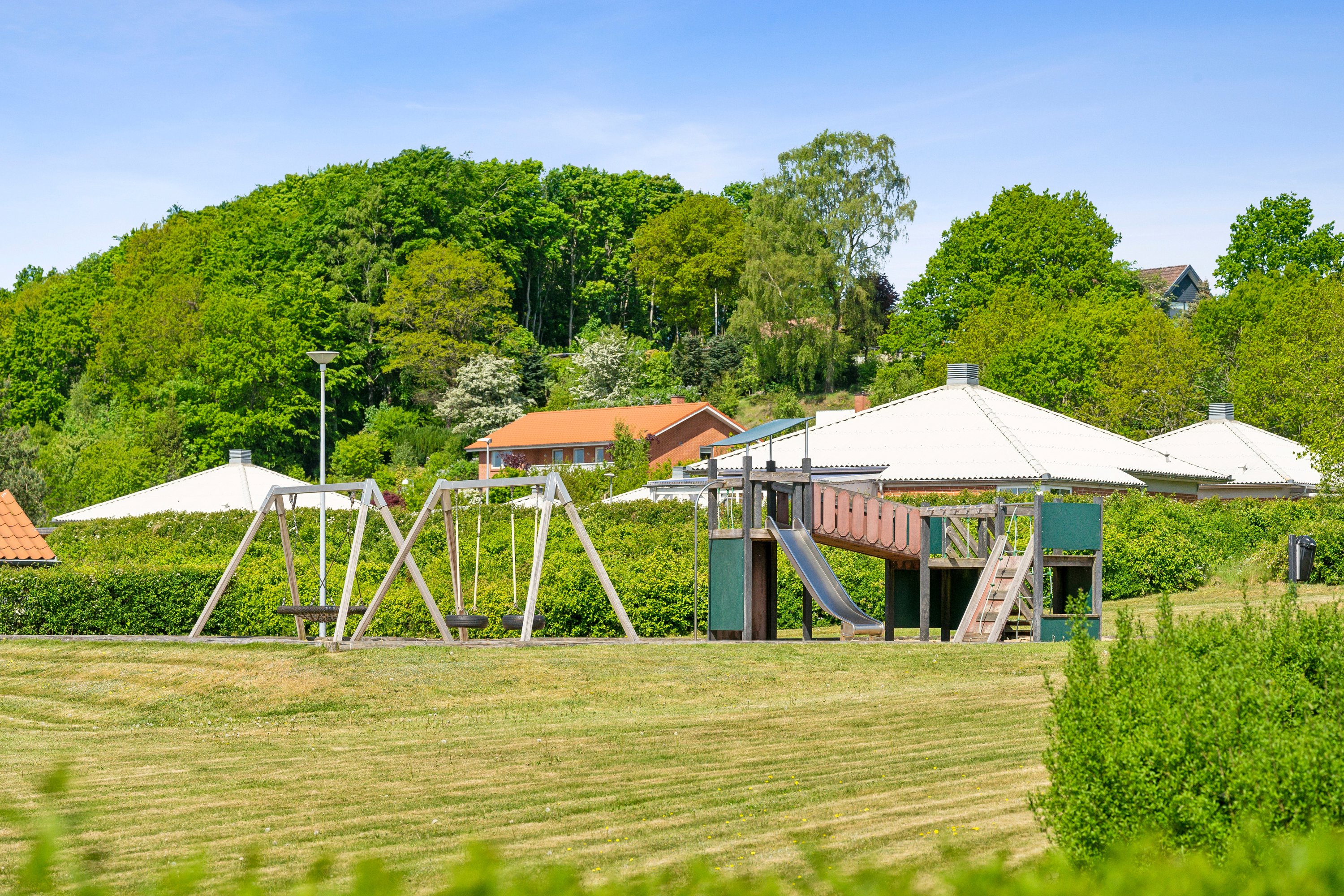 Fremhævet ejendom 1 billede i fuldskærmstilstand. Billede af Østervænget 56, 8840 Rødkærsbro