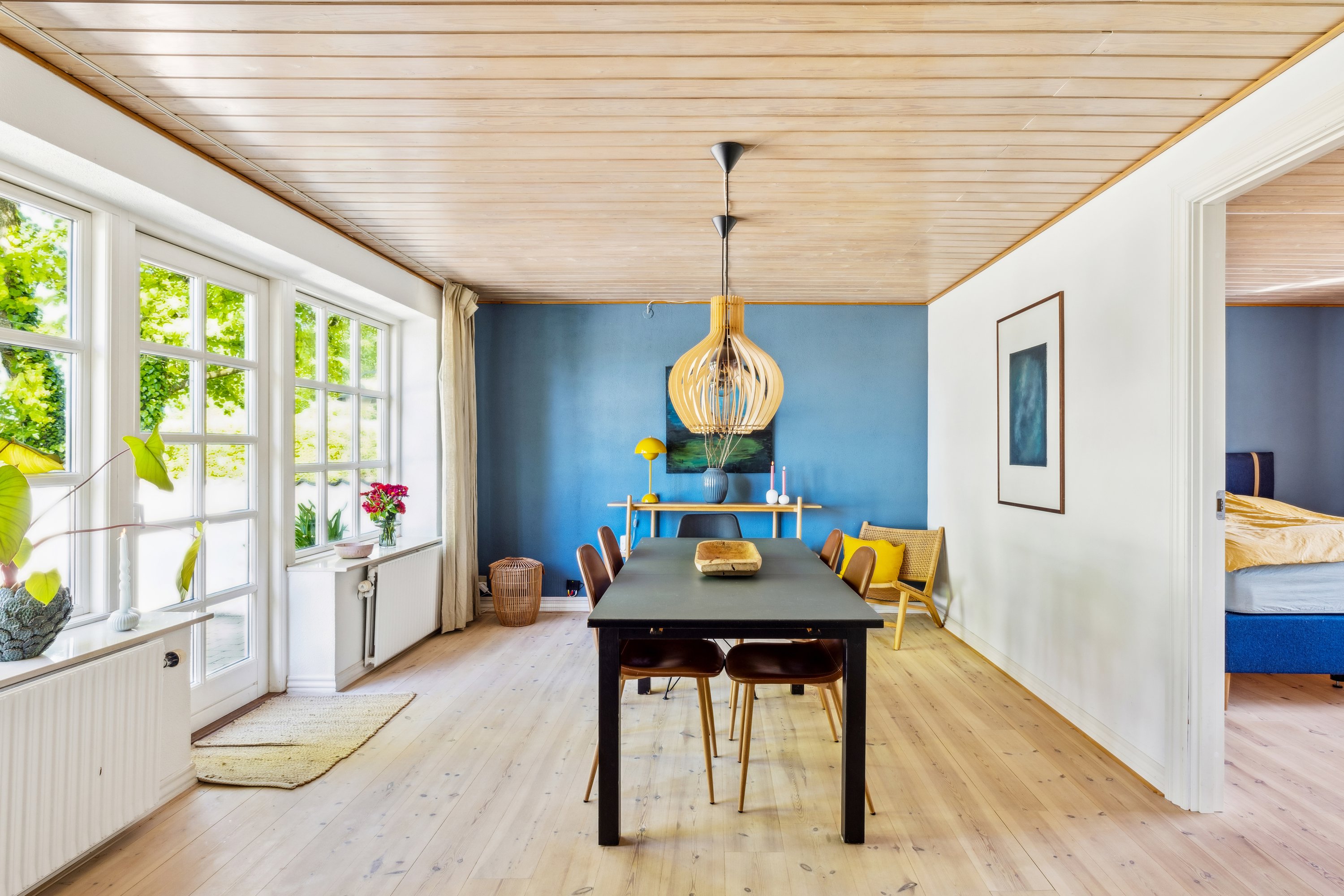 Fremhævet stue billede i fuldskærmstilstand. Billede af Ramskovvej 3, 8500 Grenaa