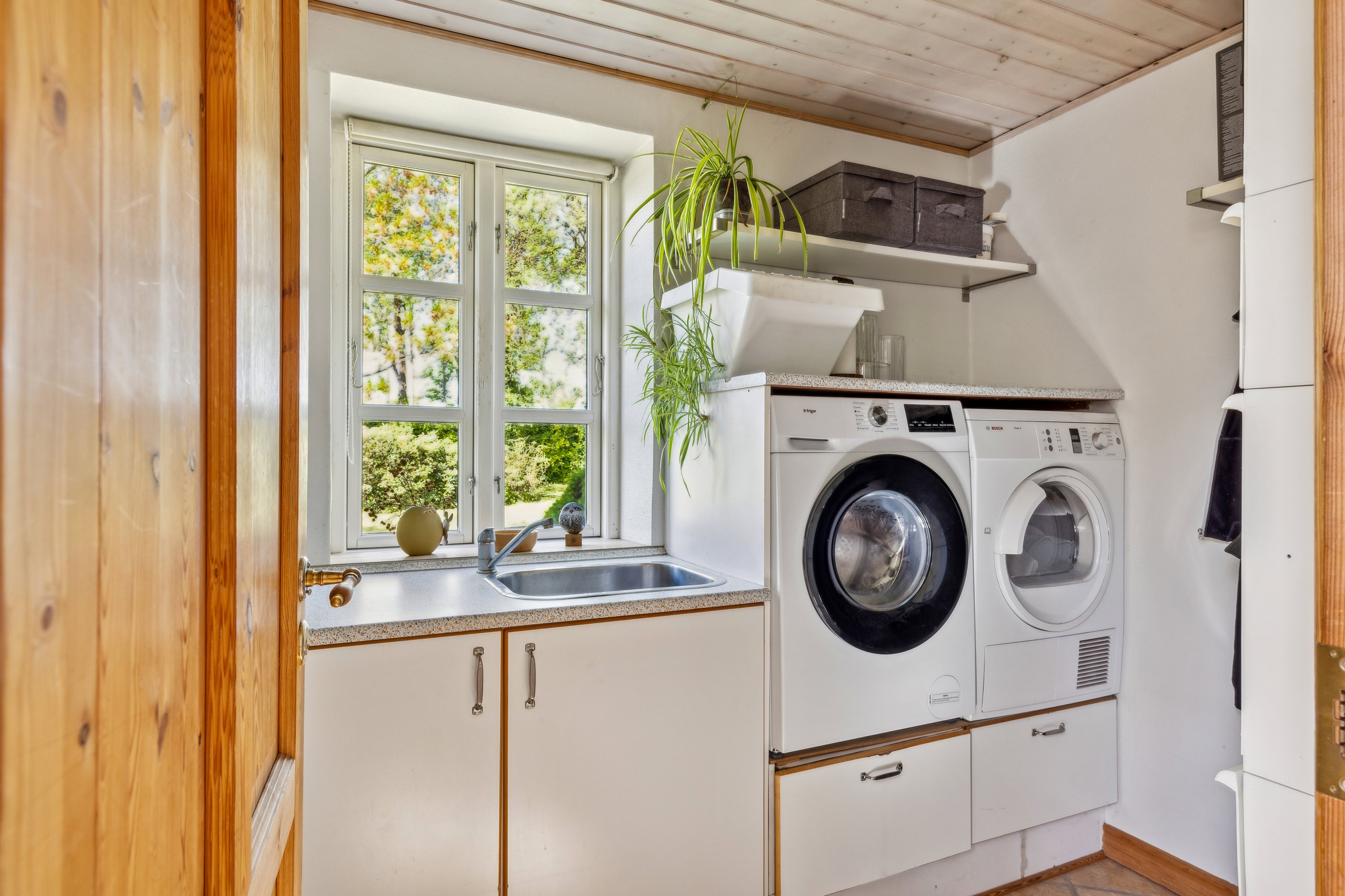 Fremhævet køkken billede i fuldskærmstilstand. Billede af Ramskovvej 3, 8500 Grenaa