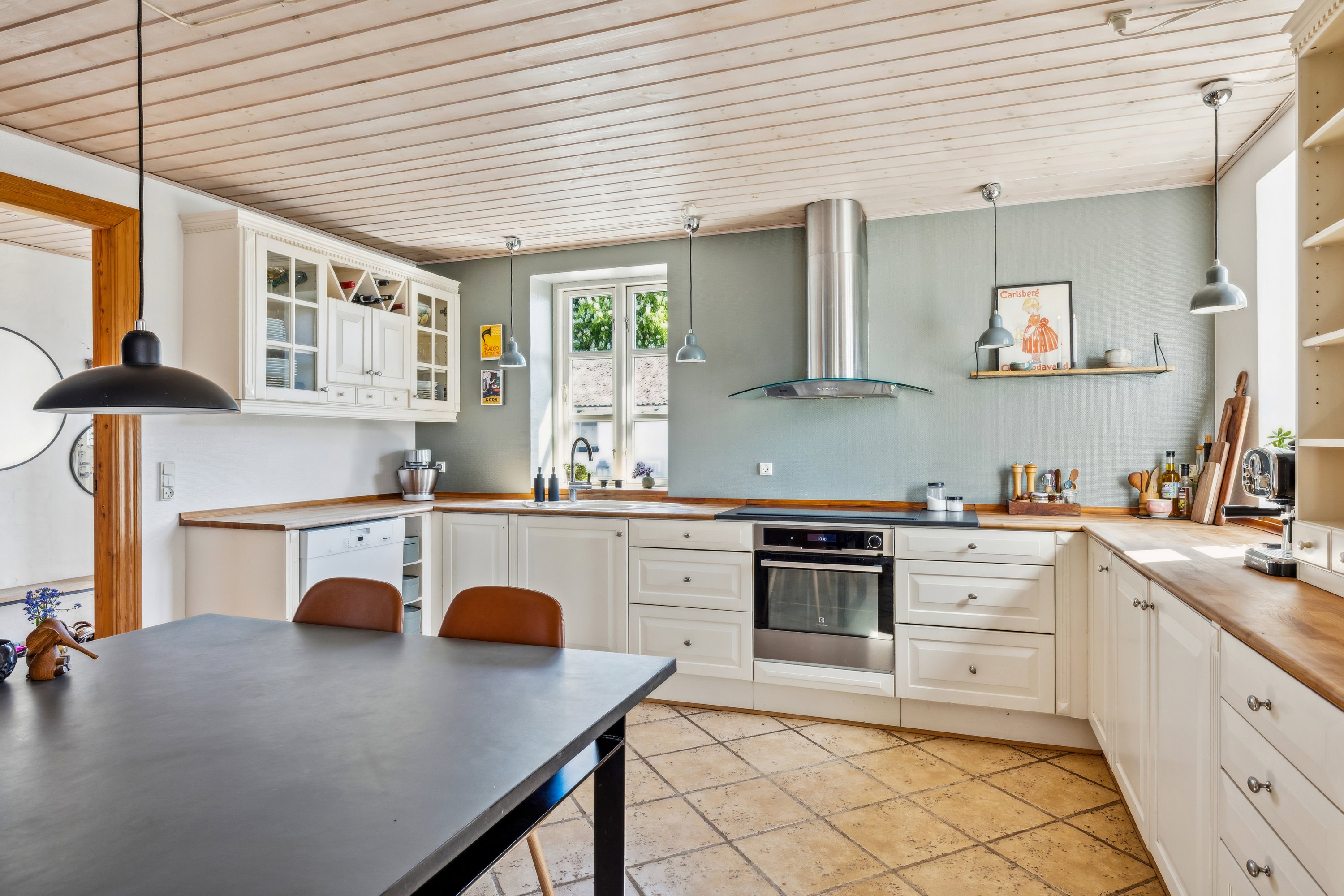 Fremhævet køkken billede i fuldskærmstilstand. Billede af Ramskovvej 3, 8500 Grenaa