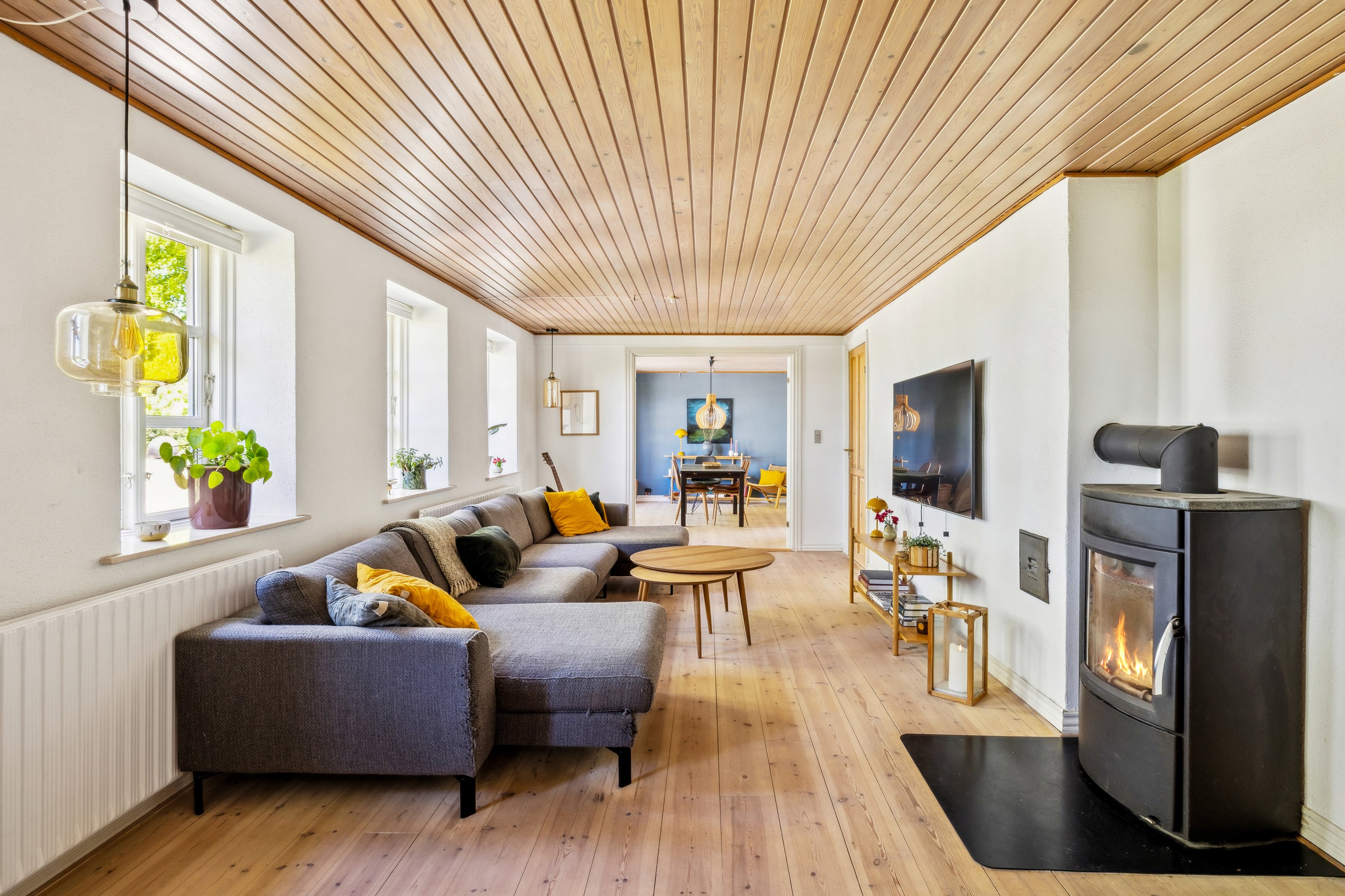 Fremhævet stue billede i fuldskærmstilstand. Billede af Ramskovvej 3, 8500 Grenaa