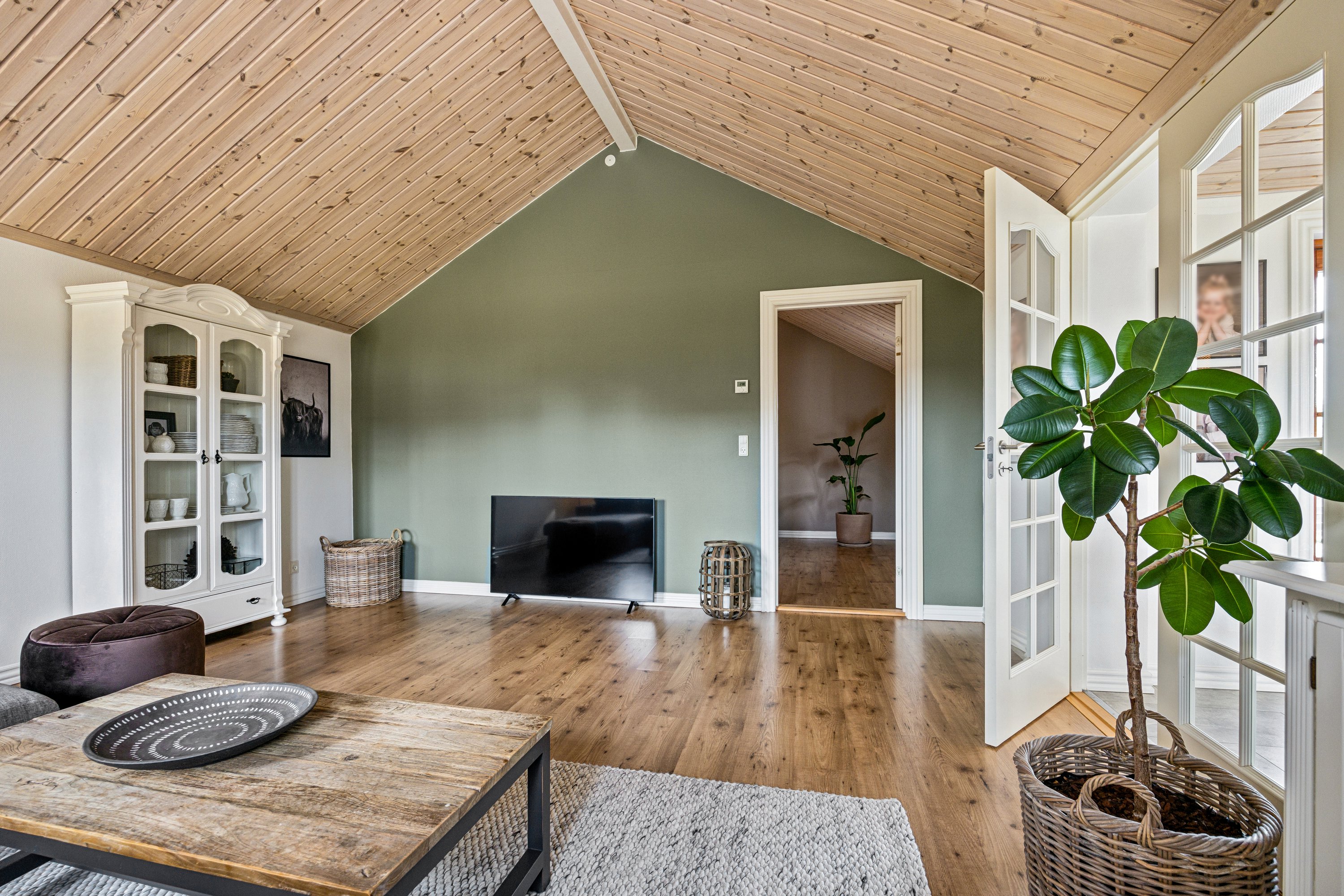 Fremhævet stue billede i fuldskærmstilstand. Billede af Løkkegade 27, Kaas, 9490 Pandrup