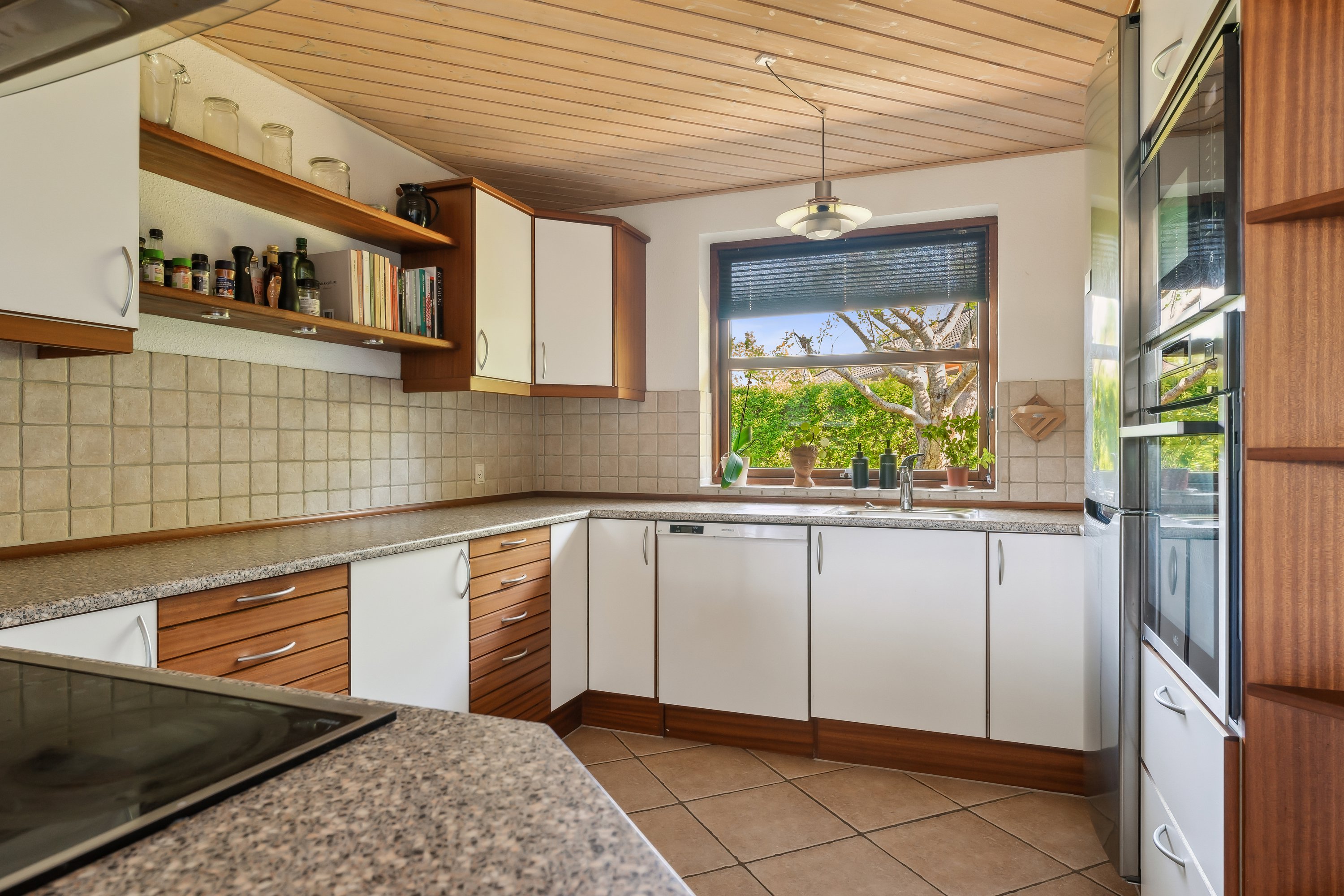 Fremhævet køkken billede i fuldskærmstilstand. Billede af Hjortespringet 6, 8850 Bjerringbro