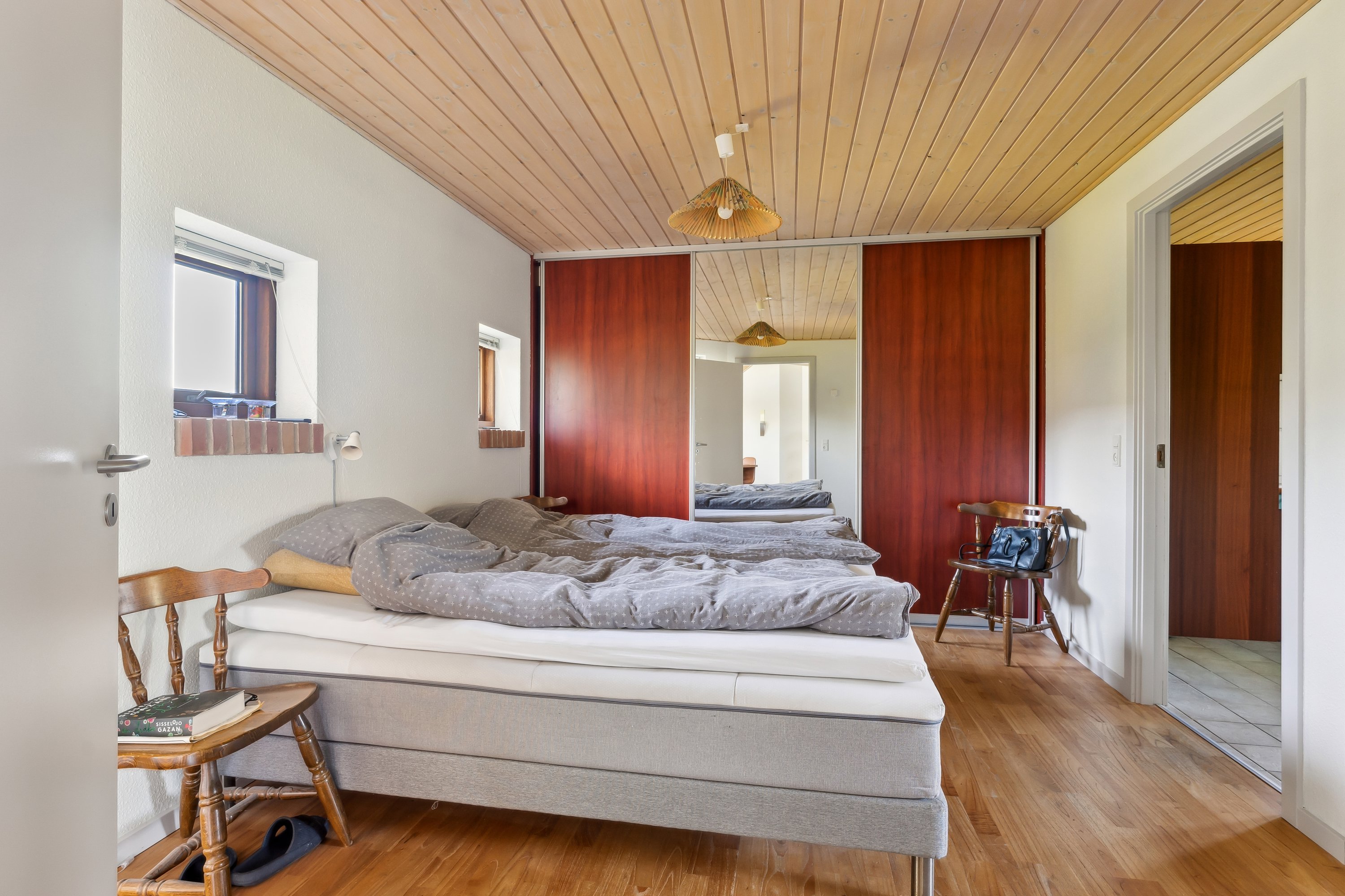 Fremhævet soveværelse billede i fuldskærmstilstand. Billede af Hjortespringet 6, 8850 Bjerringbro