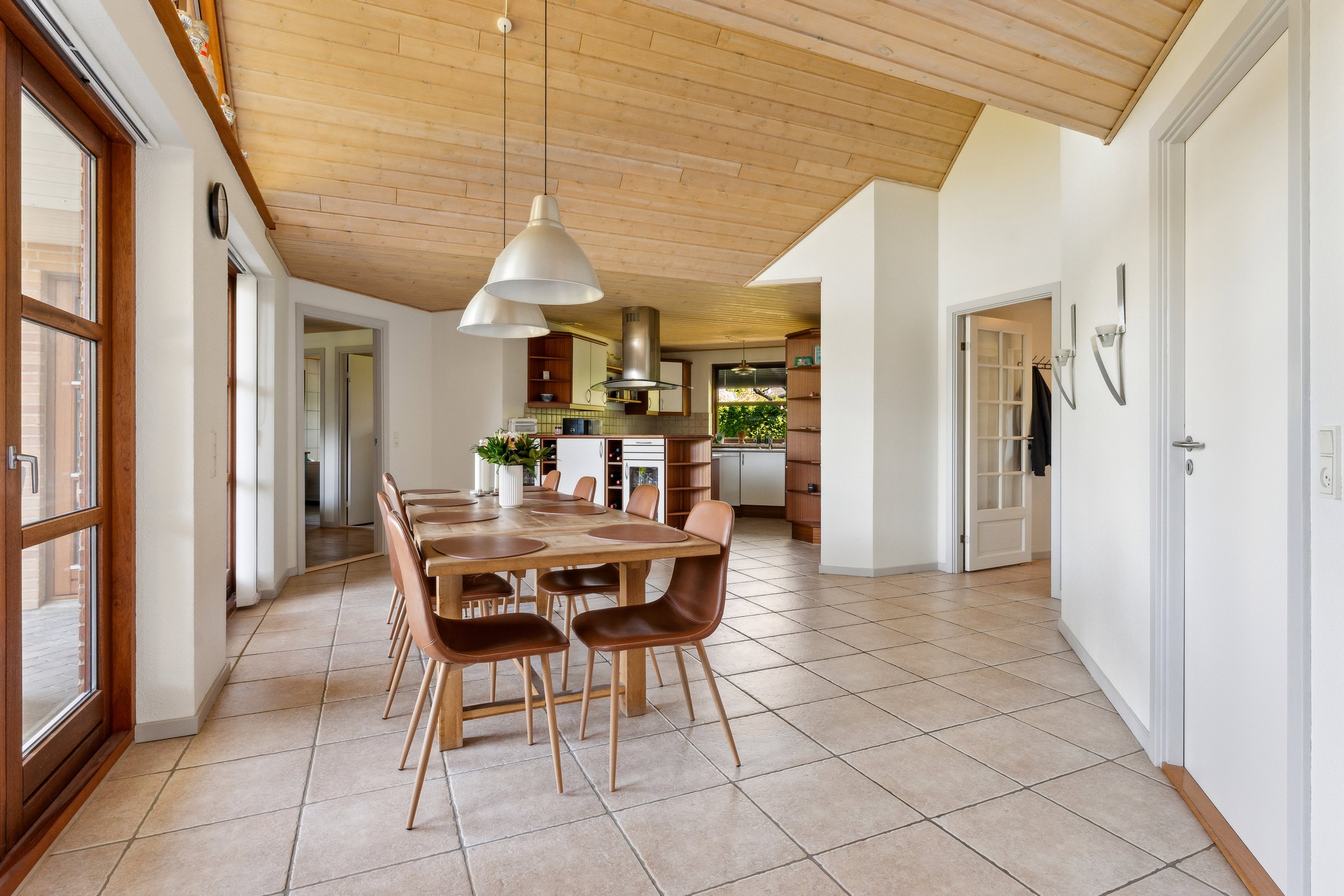 Fremhævet spisestue billede i fuldskærmstilstand. Billede af Hjortespringet 6, 8850 Bjerringbro