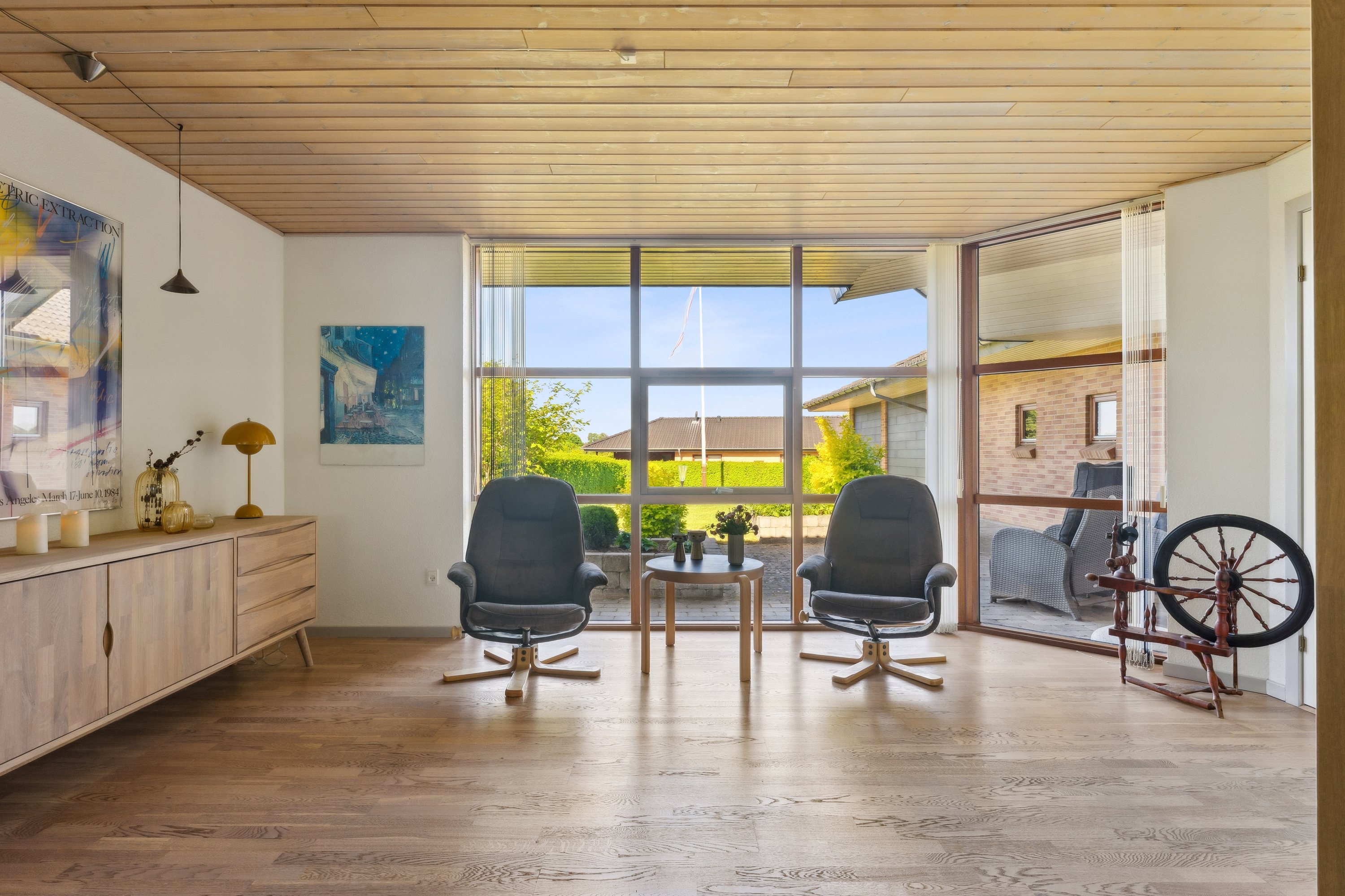 Fremhævet stue billede i fuldskærmstilstand. Billede af Hjortespringet 6, 8850 Bjerringbro