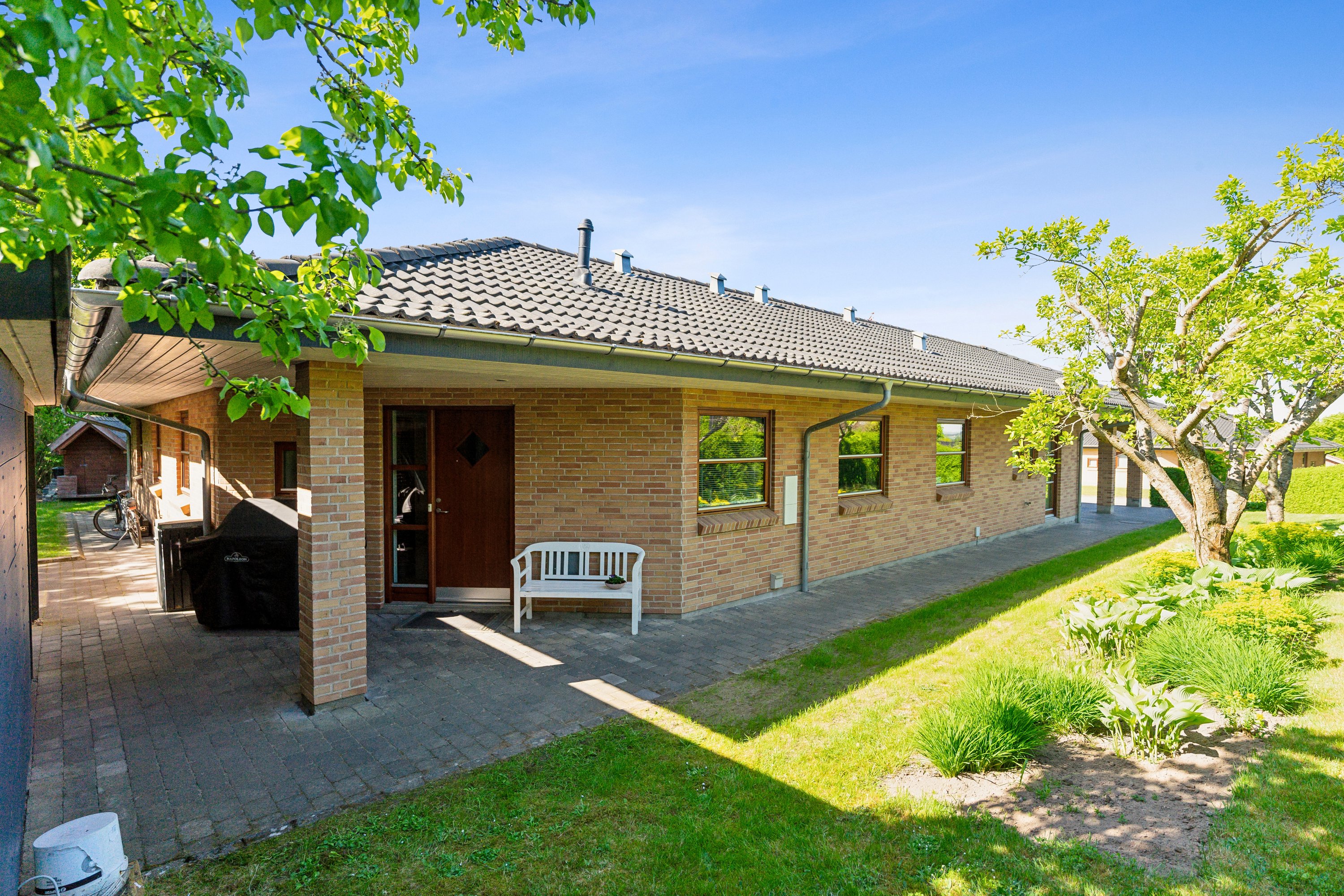 Miniaturebillede 1: ejendom 1. Billede af Hjortespringet 6, 8850 Bjerringbro