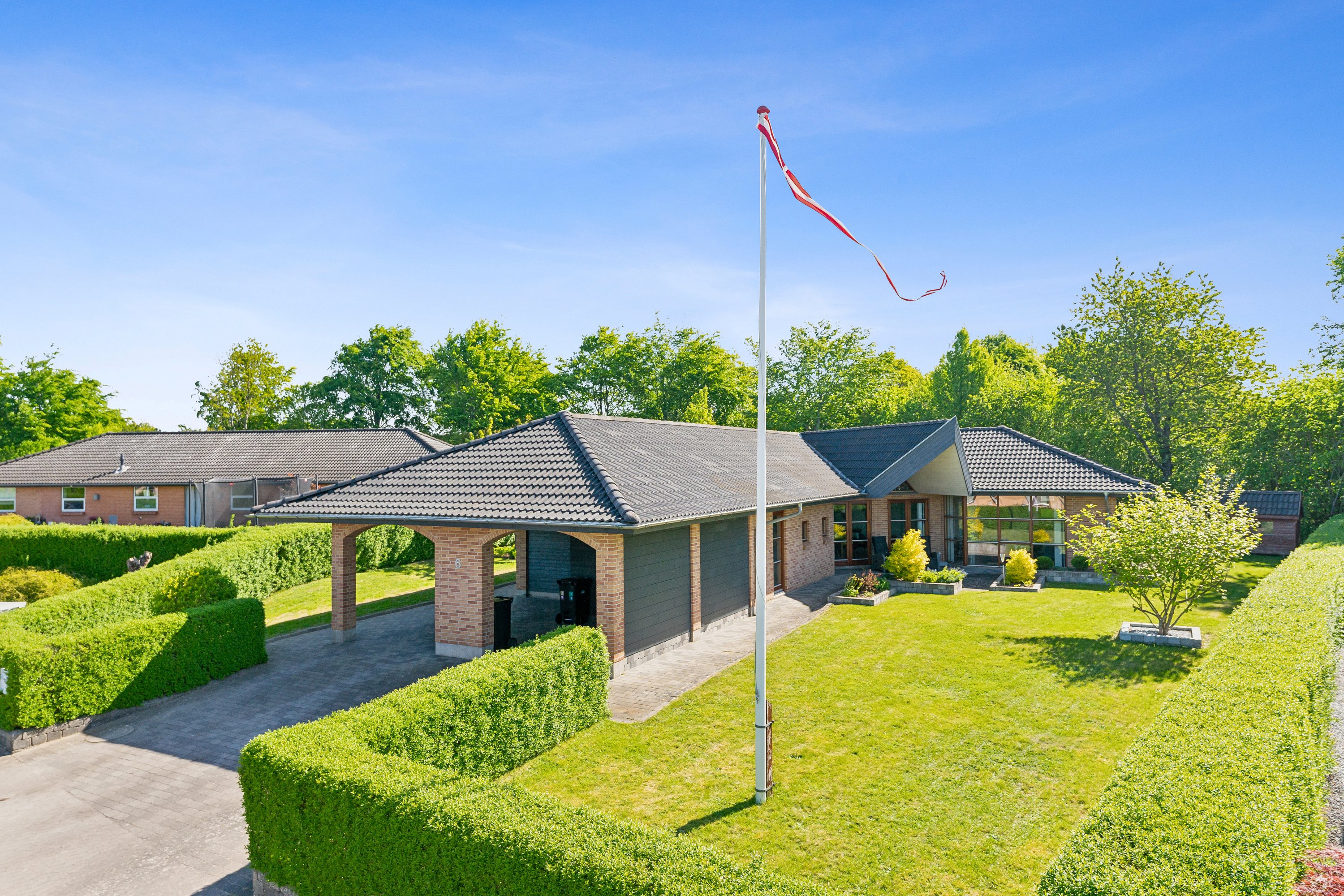 Fremhævet ejendom 1 billede i fuldskærmstilstand. Billede af Hjortespringet 6, 8850 Bjerringbro