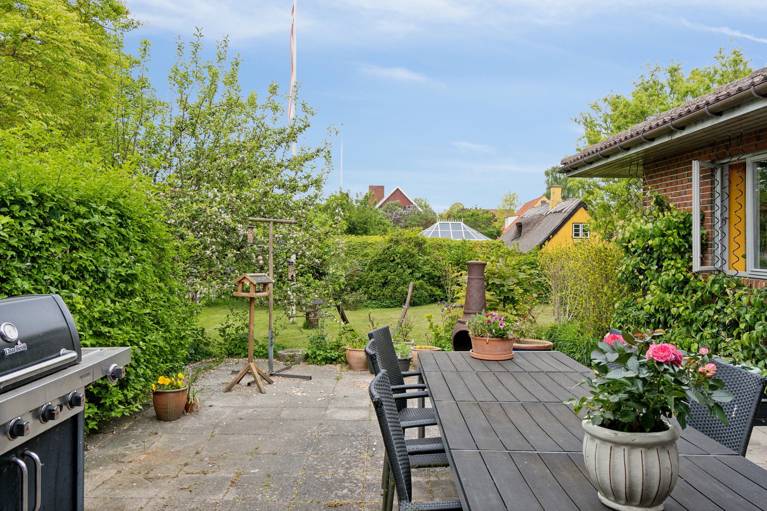 Fremhævet terrasse billede i fuldskærmstilstand. Billede af Arresødalvej 11C, Vinderød, 3300 Frederiksværk