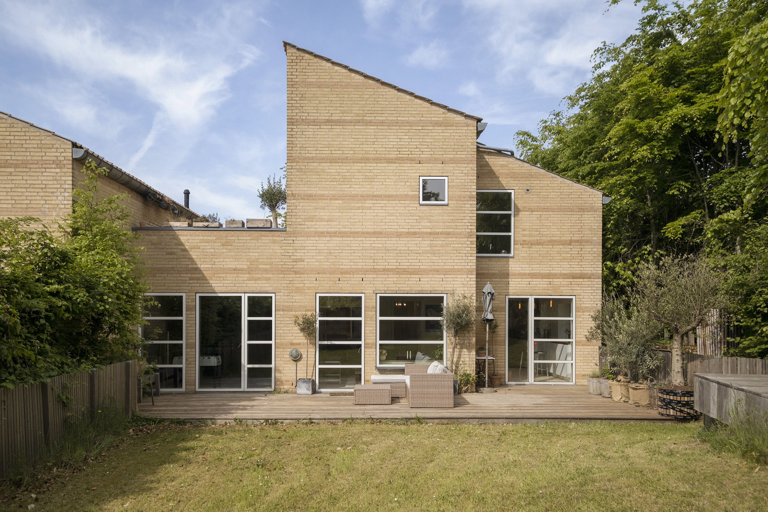 Fremhævet ejendommen billede i fuldskærmstilstand. Billede af Dalsgaardsvej 24, 2930 Klampenborg