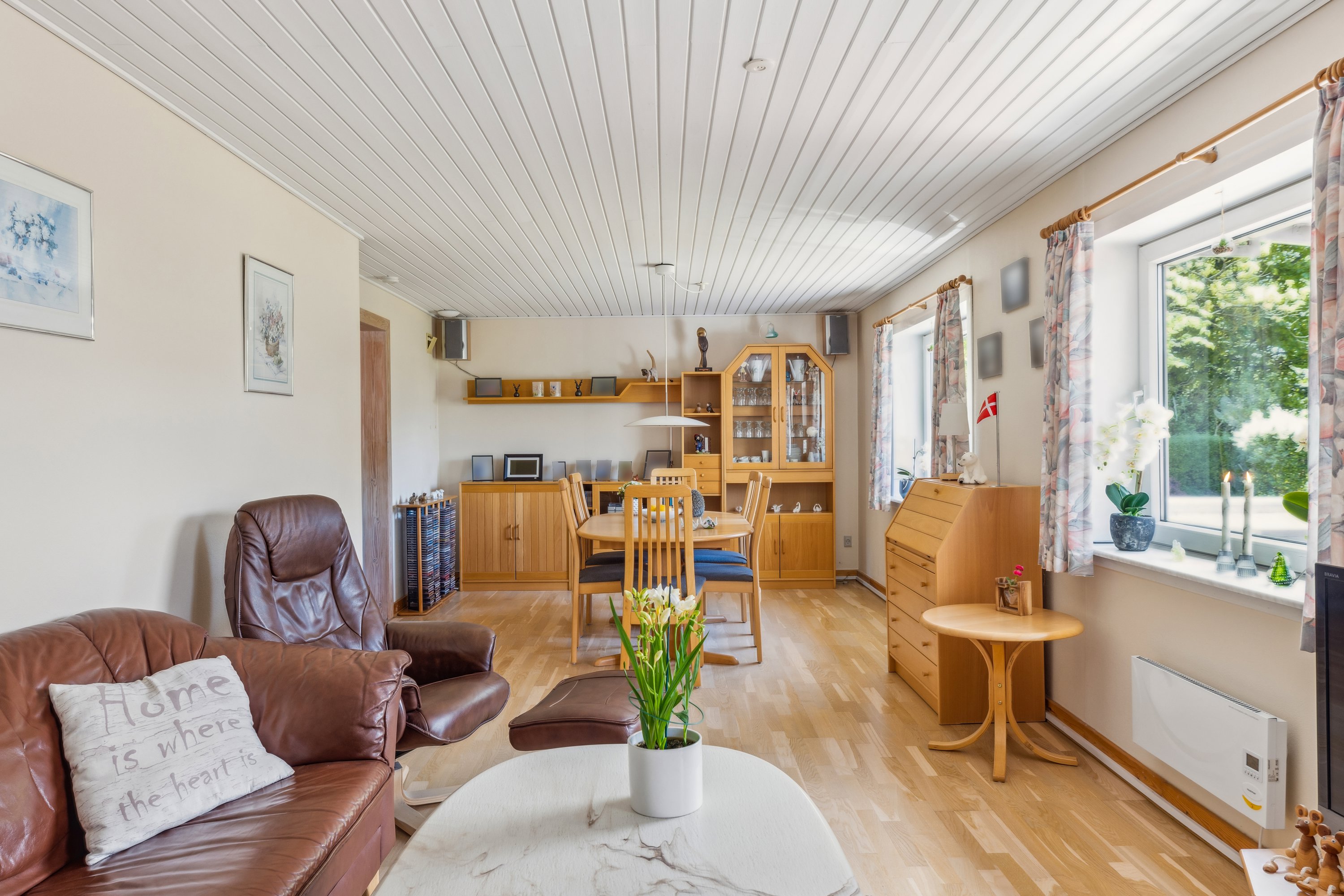 Fremhævet stue billede i fuldskærmstilstand. Billede af Marskvej 4, Ø Vedsted, 6760 Ribe