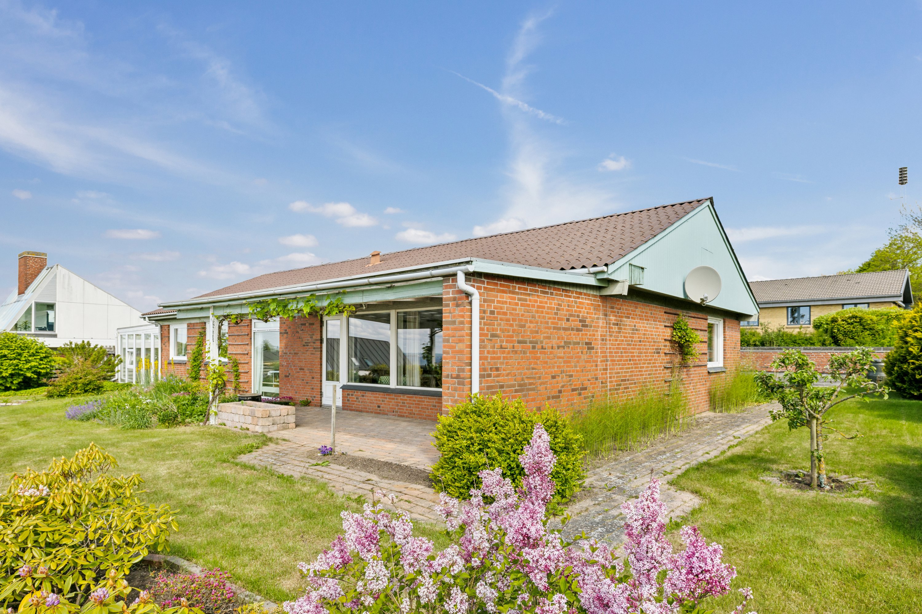 Fremhævet ejendom 1 billede i fuldskærmstilstand. Billede af Baunevænget 14, 8410 Rønde