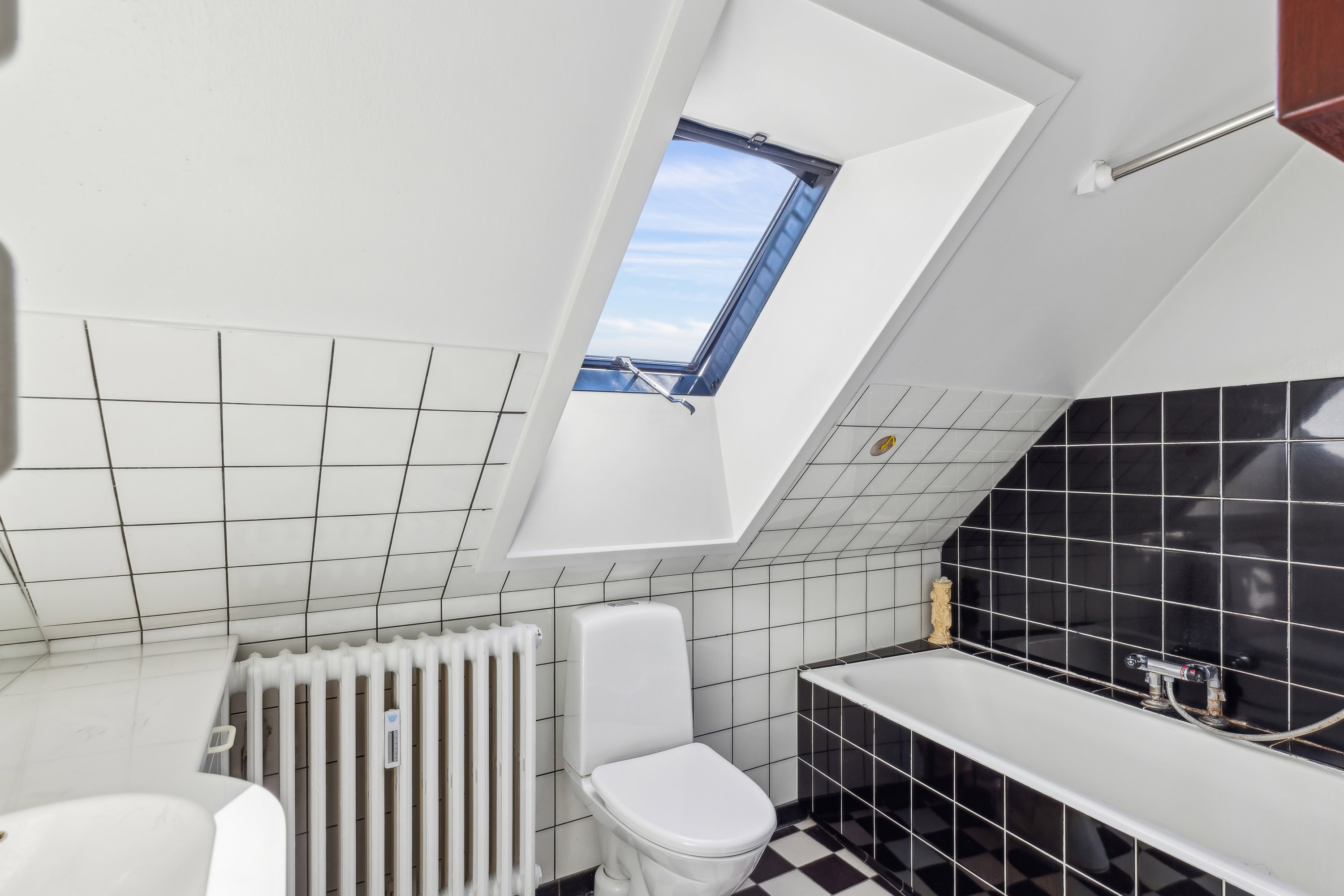 Fremhævet badeværelse billede i fuldskærmstilstand. Billede af Grønnegade 2, 6760 Ribe