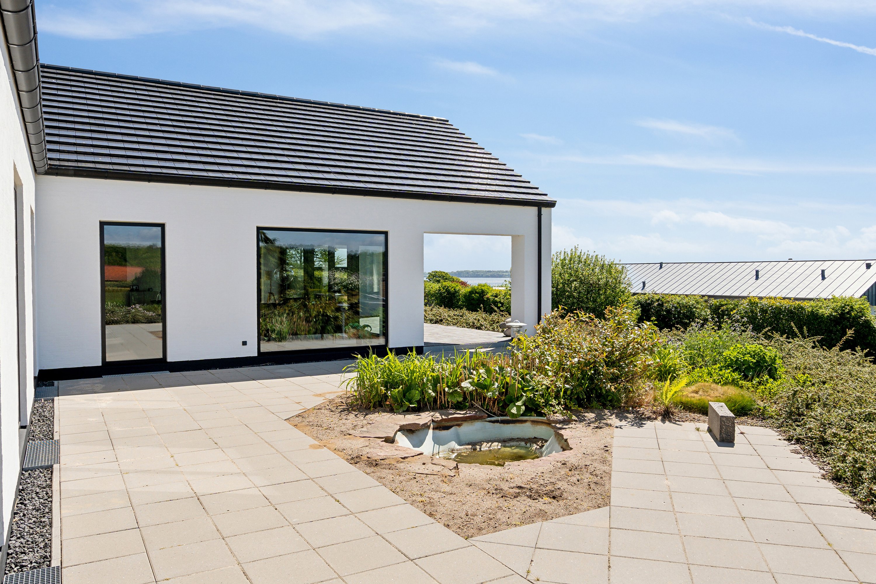 Fremhævet udendørs billede i fuldskærmstilstand. Billede af Dyrhave 64, 6200 Aabenraa