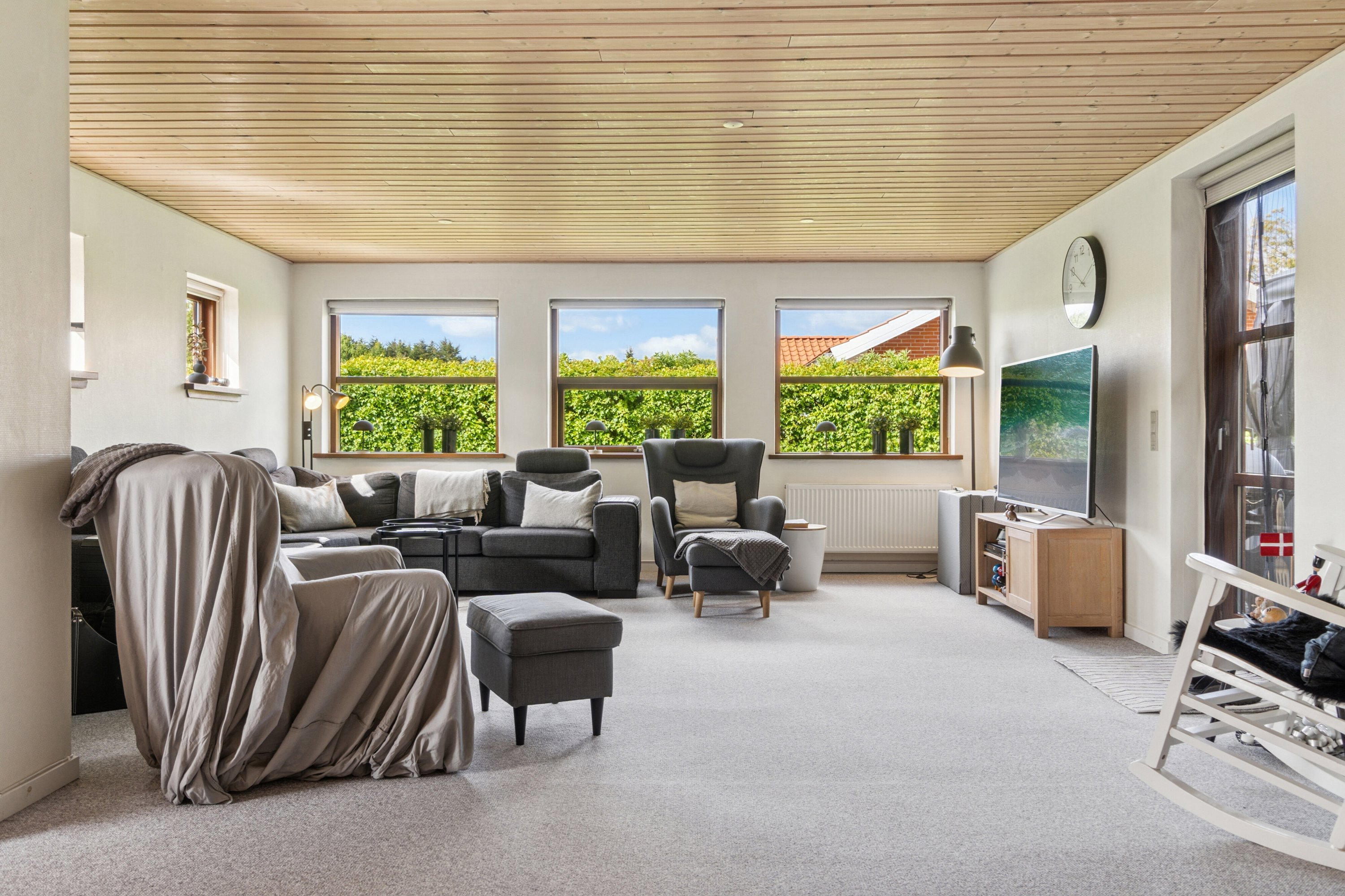 Fremhævet stue billede i fuldskærmstilstand. Billede af Rønheden 4, 7755 Bedsted Thy