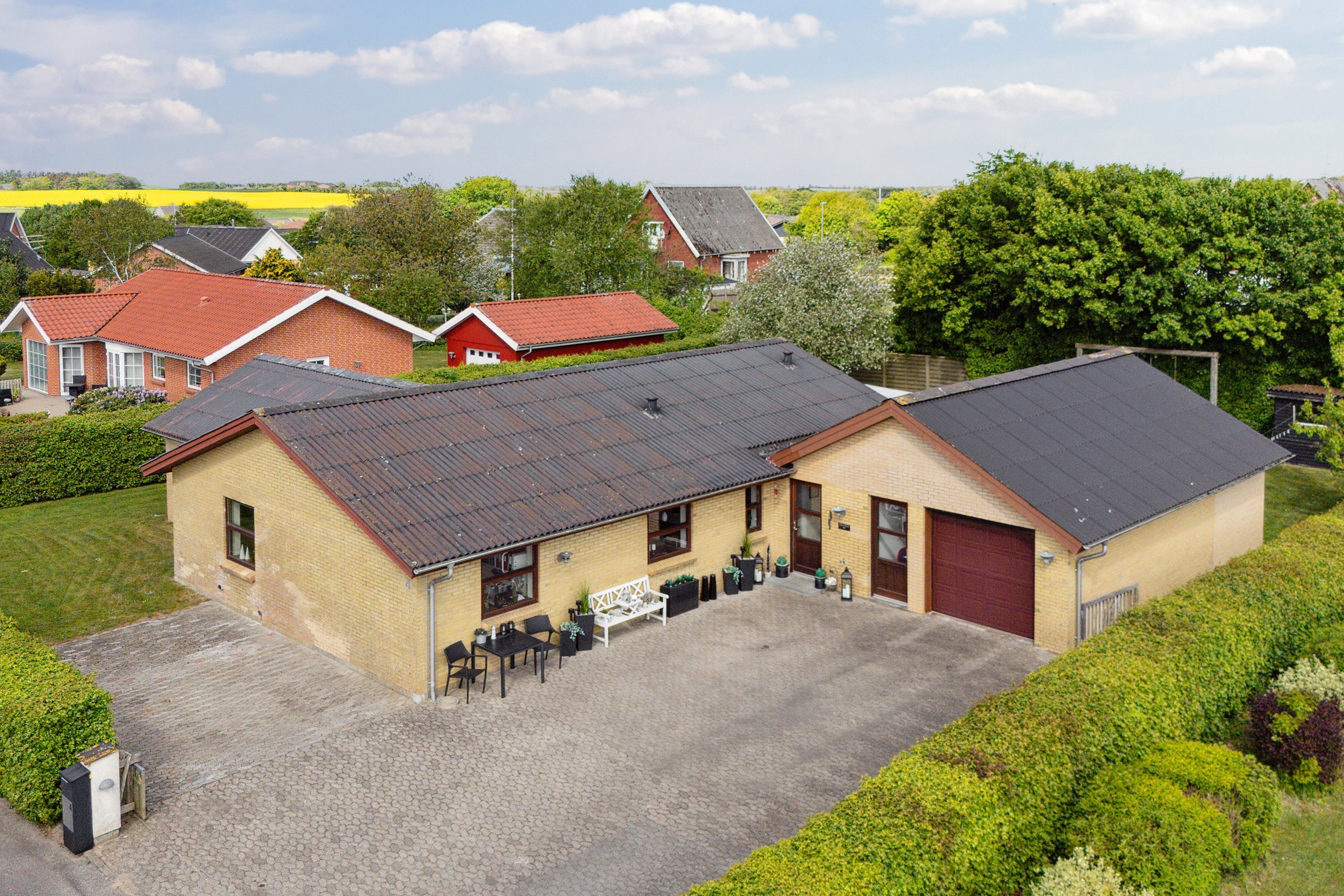 Fremhævet set fra vejen billede i fuldskærmstilstand. Billede af Rønheden 4, 7755 Bedsted Thy