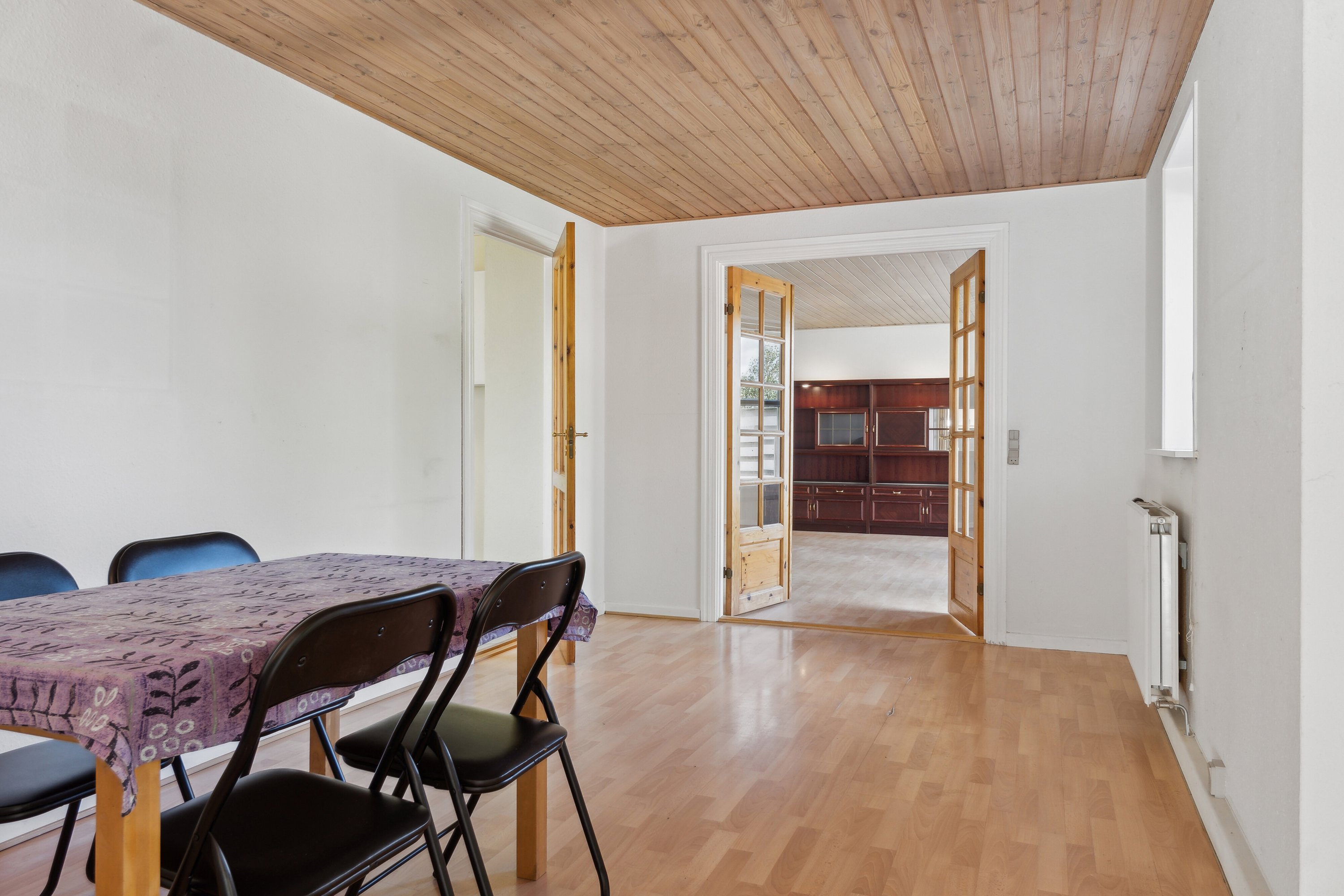 Fremhævet spisestue billede i fuldskærmstilstand. Billede af Falkevej 10B, Lendum, 9870 Sindal