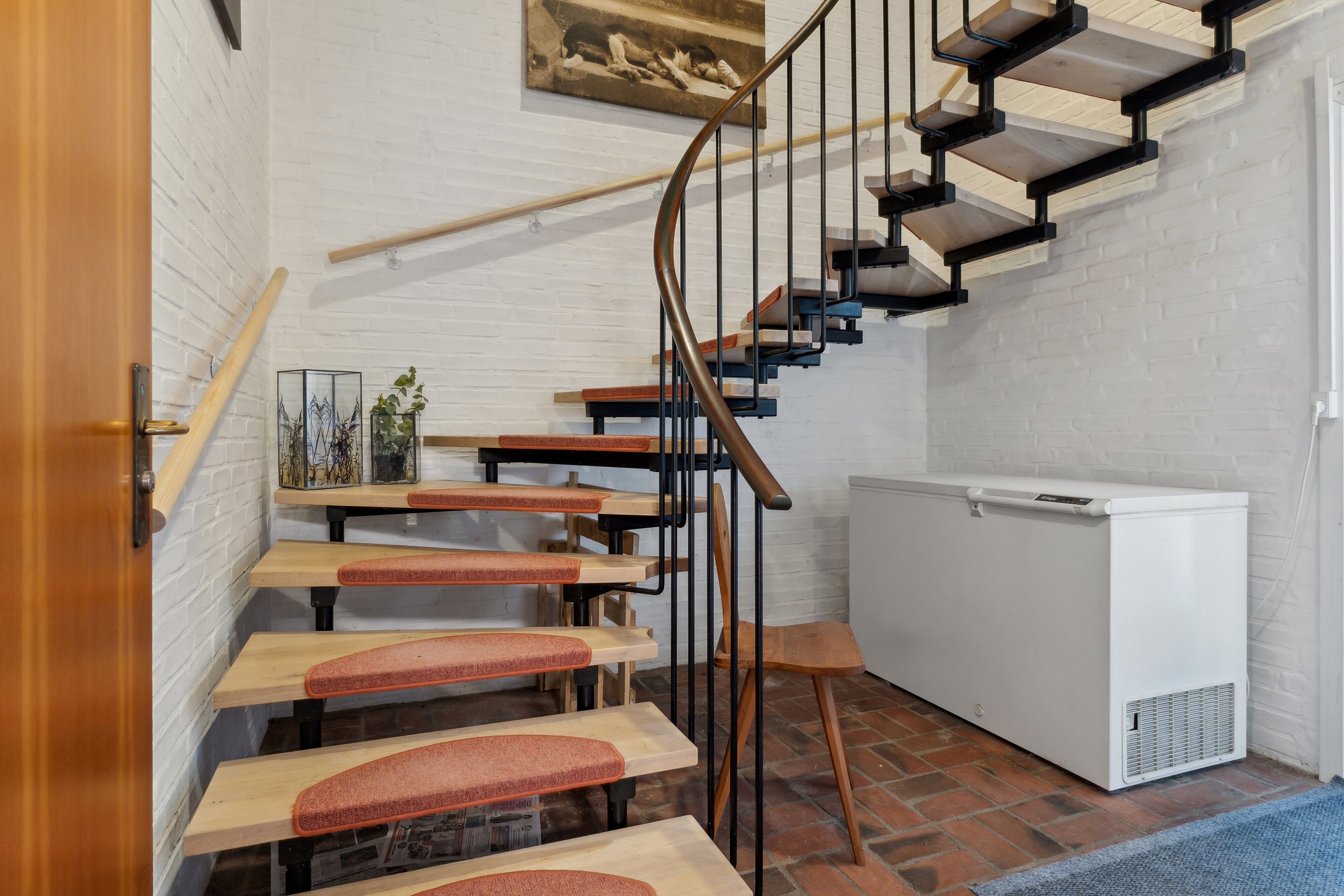 Fremhævet trappe billede i fuldskærmstilstand. Billede af Kølstrupvej 41, 5330 Munkebo