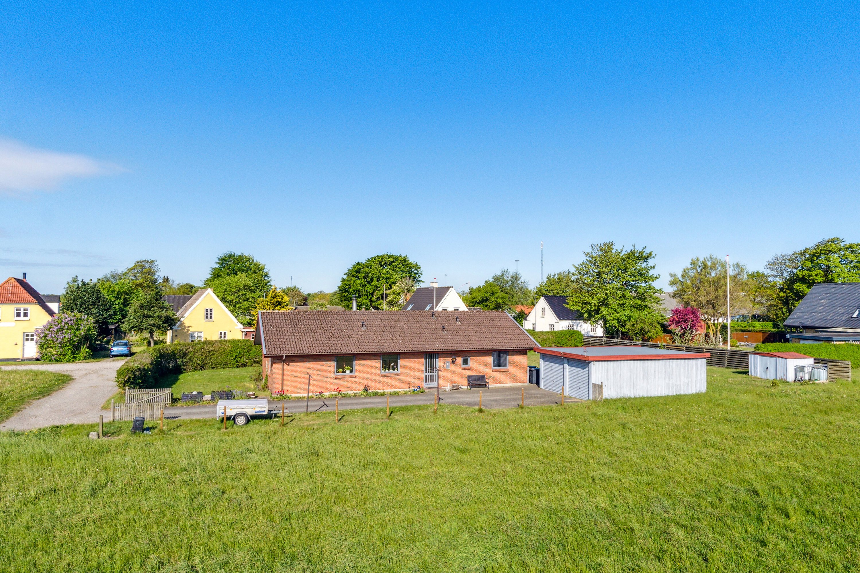 Fremhævet set fra haven billede i fuldskærmstilstand. Billede af Nørre Alle 12, 9881 Bindslev