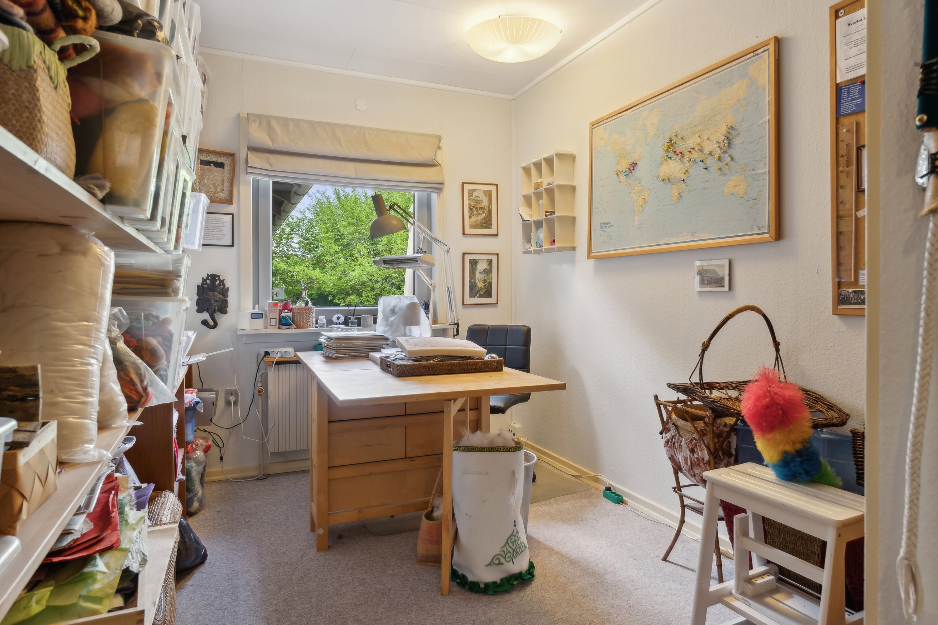 Fremhævet arbejdsværelse billede i fuldskærmstilstand. Billede af Ølunden 9, 5330 Munkebo