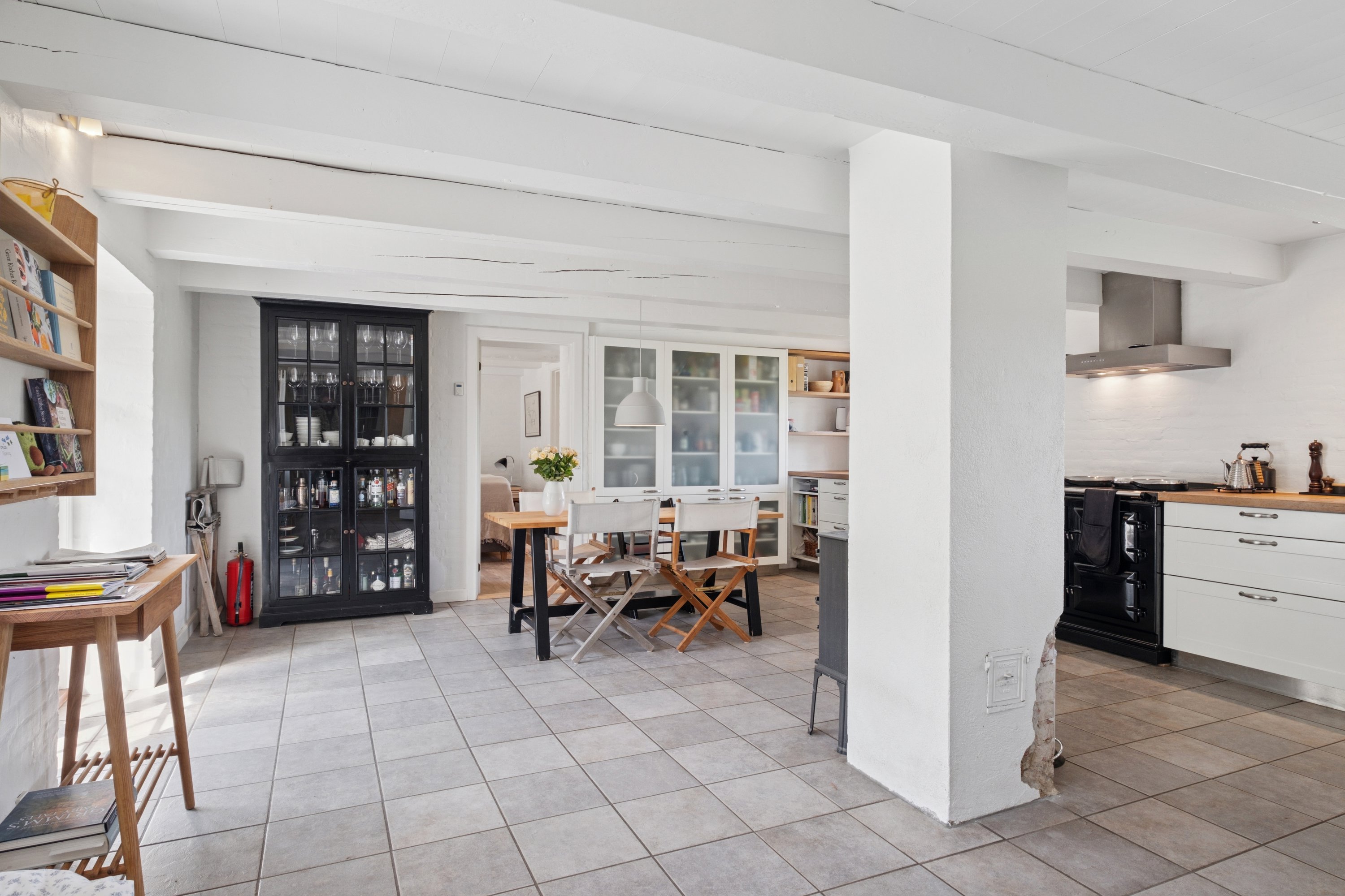 Fremhævet stue billede i fuldskærmstilstand. Billede af Torndalsvej 13, Åstrup, 9240 Nibe