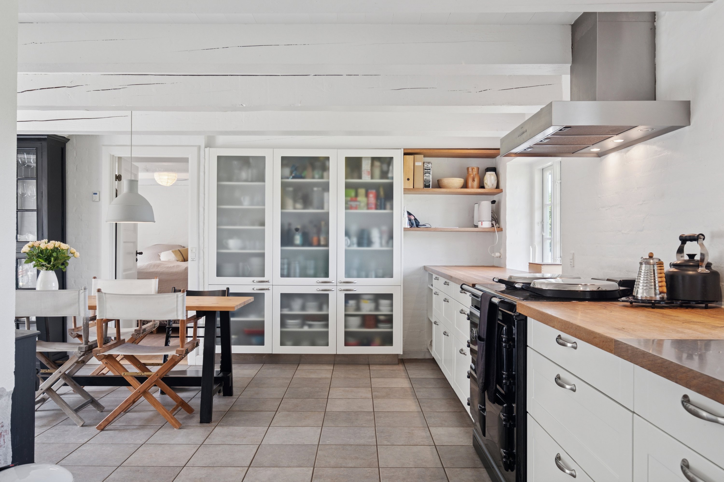 Fremhævet køkken billede i fuldskærmstilstand. Billede af Torndalsvej 13, Åstrup, 9240 Nibe