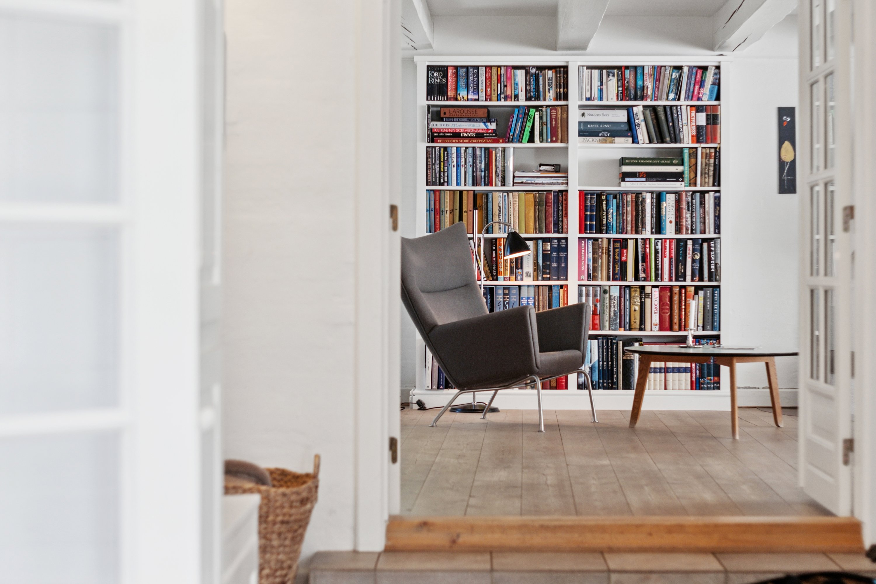 Fremhævet stue billede i fuldskærmstilstand. Billede af Torndalsvej 13, Åstrup, 9240 Nibe