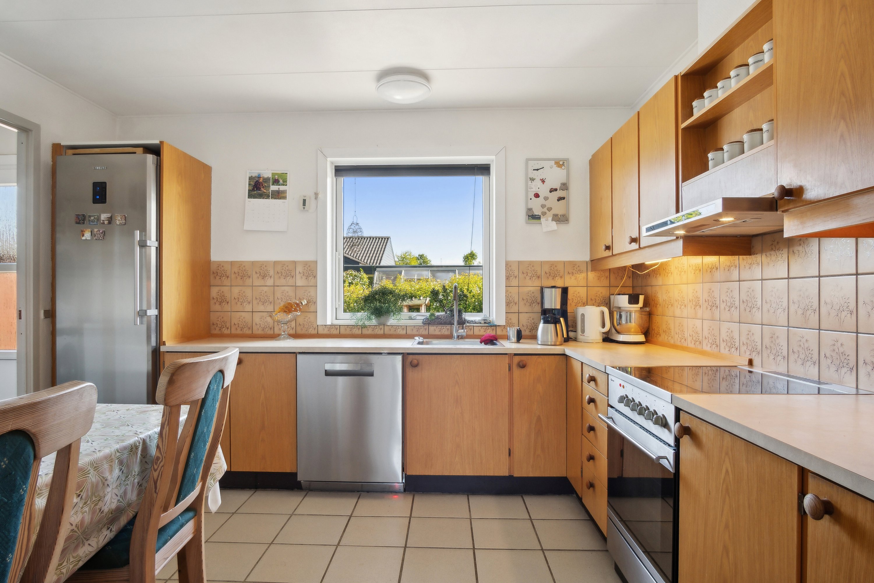 Fremhævet køkken billede i fuldskærmstilstand. Billede af Ellundvej 5, Bov, 6330 Padborg