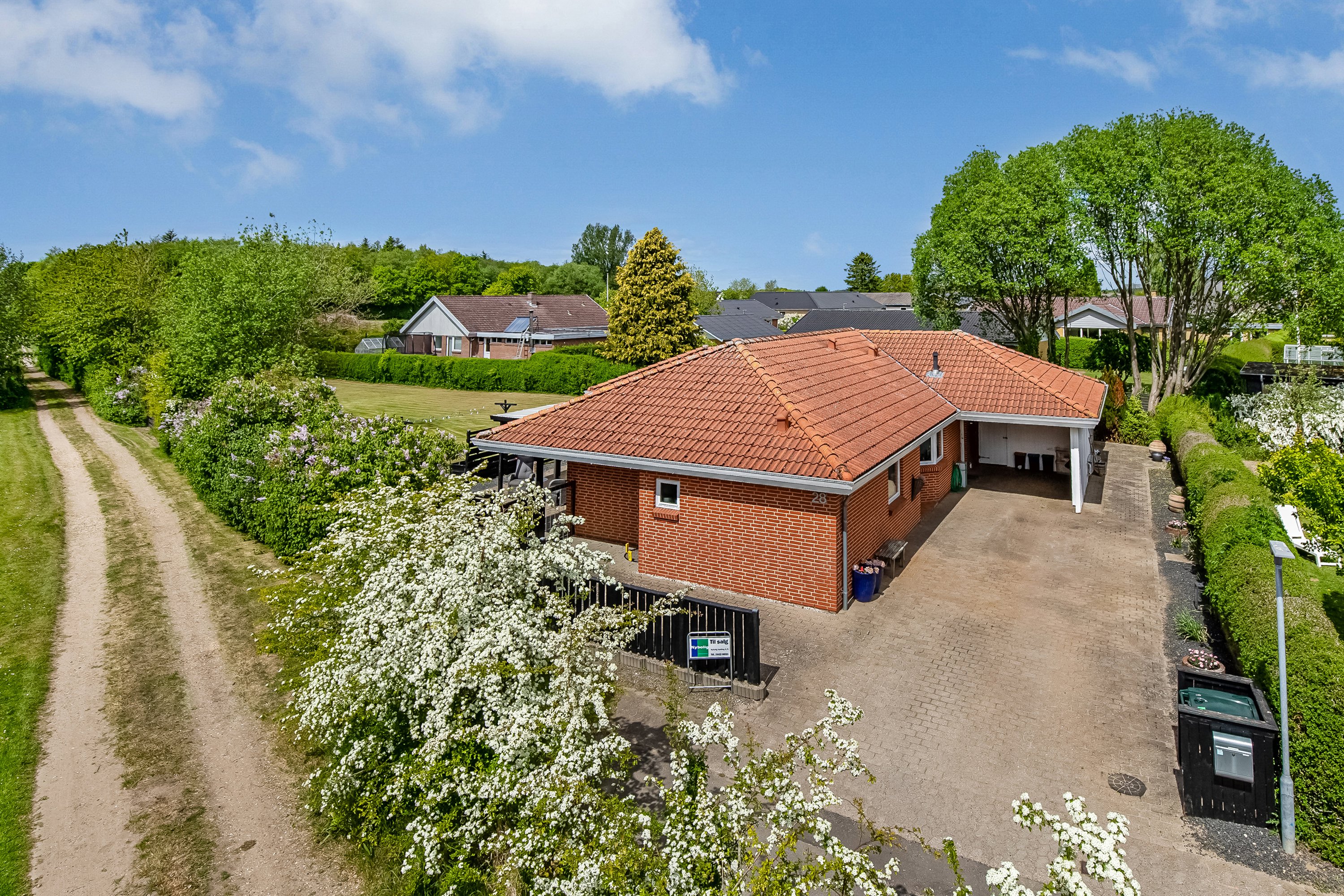 Miniaturebillede 2: mastefoto. Billede af Hechtsvej 28, 6052 Viuf