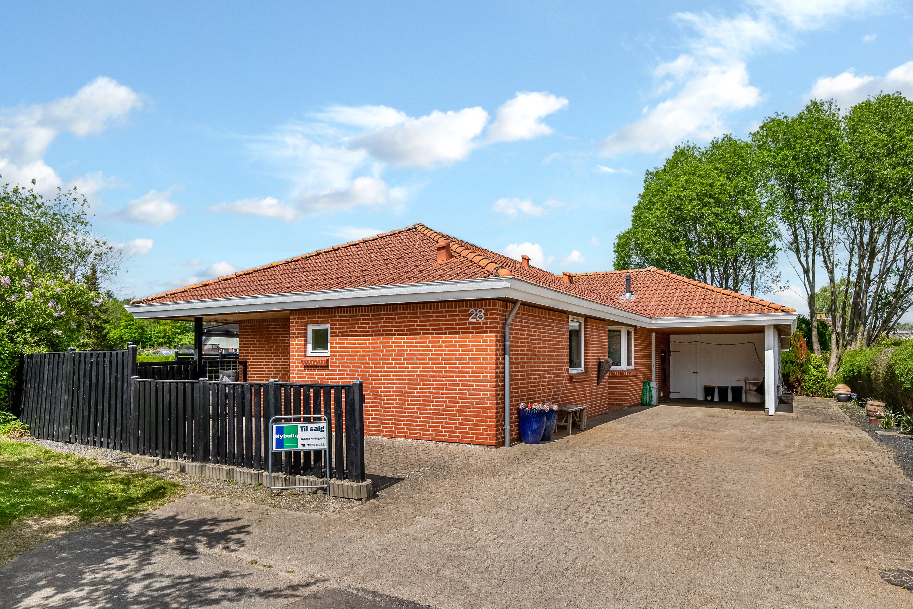 Fremhævet ejendommen billede i fuldskærmstilstand. Billede af Hechtsvej 28, 6052 Viuf