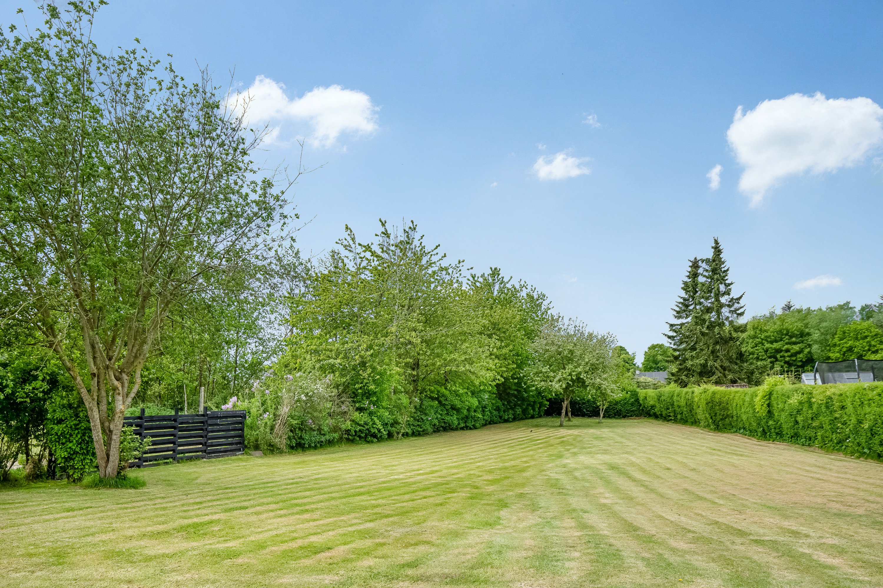 Fremhævet have billede i fuldskærmstilstand. Billede af Hechtsvej 28, 6052 Viuf