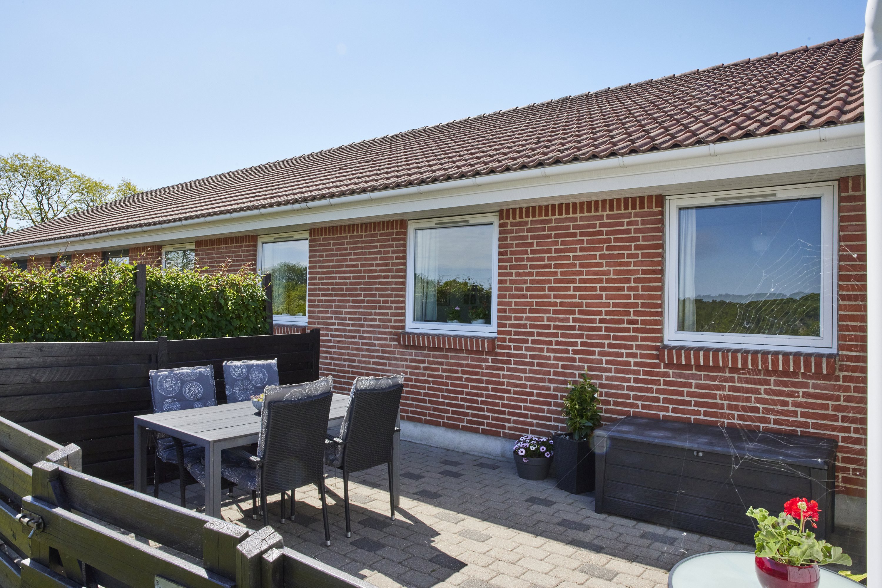 Fremhævet terrasse billede i fuldskærmstilstand. Billede af Vestermosevej 6B, Vrold, 8660 Skanderborg