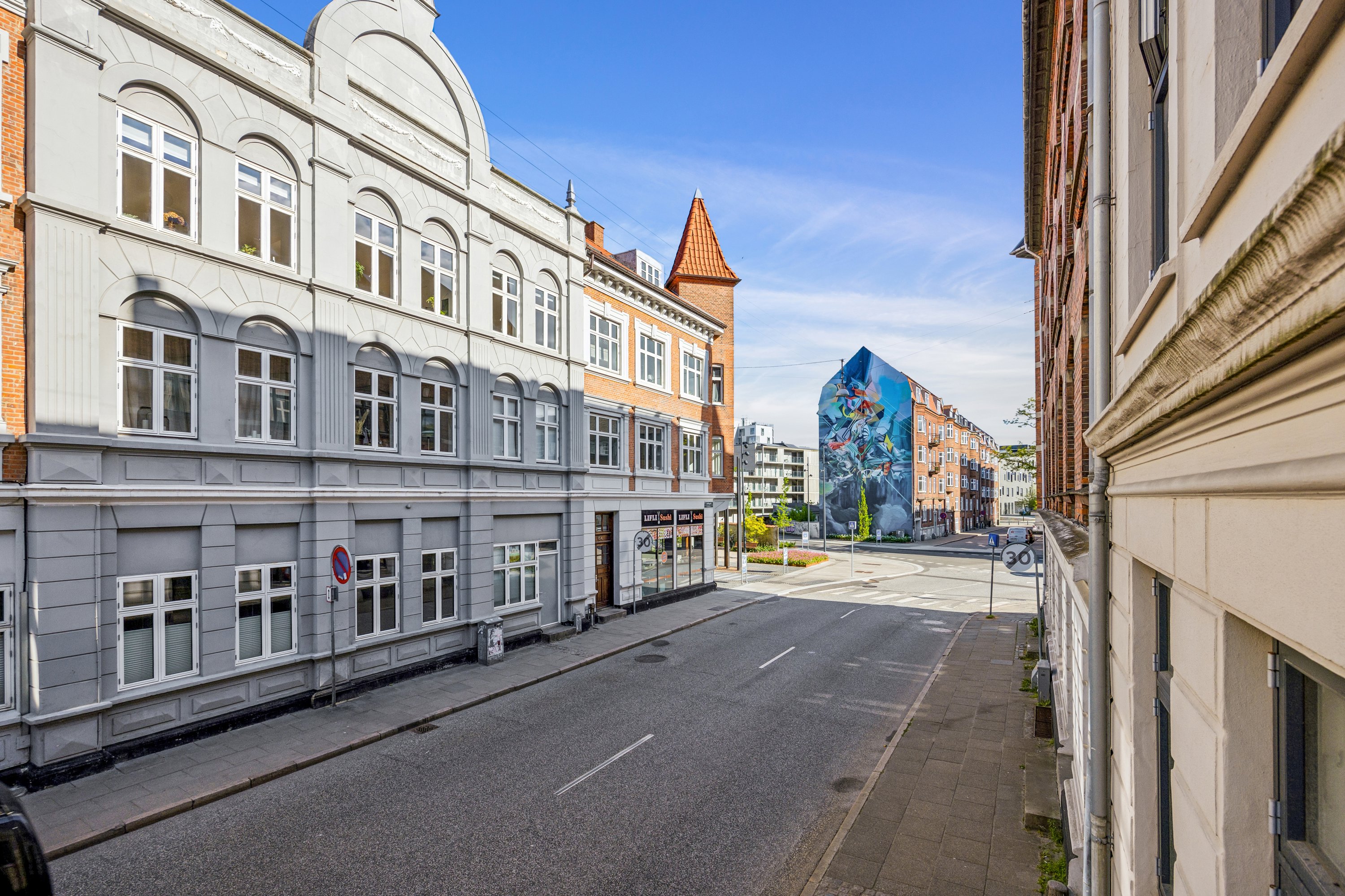 Fremhævet ejendom 1 billede i fuldskærmstilstand. Billede af Løkkegade 16A, 3. th., 9000 Aalborg