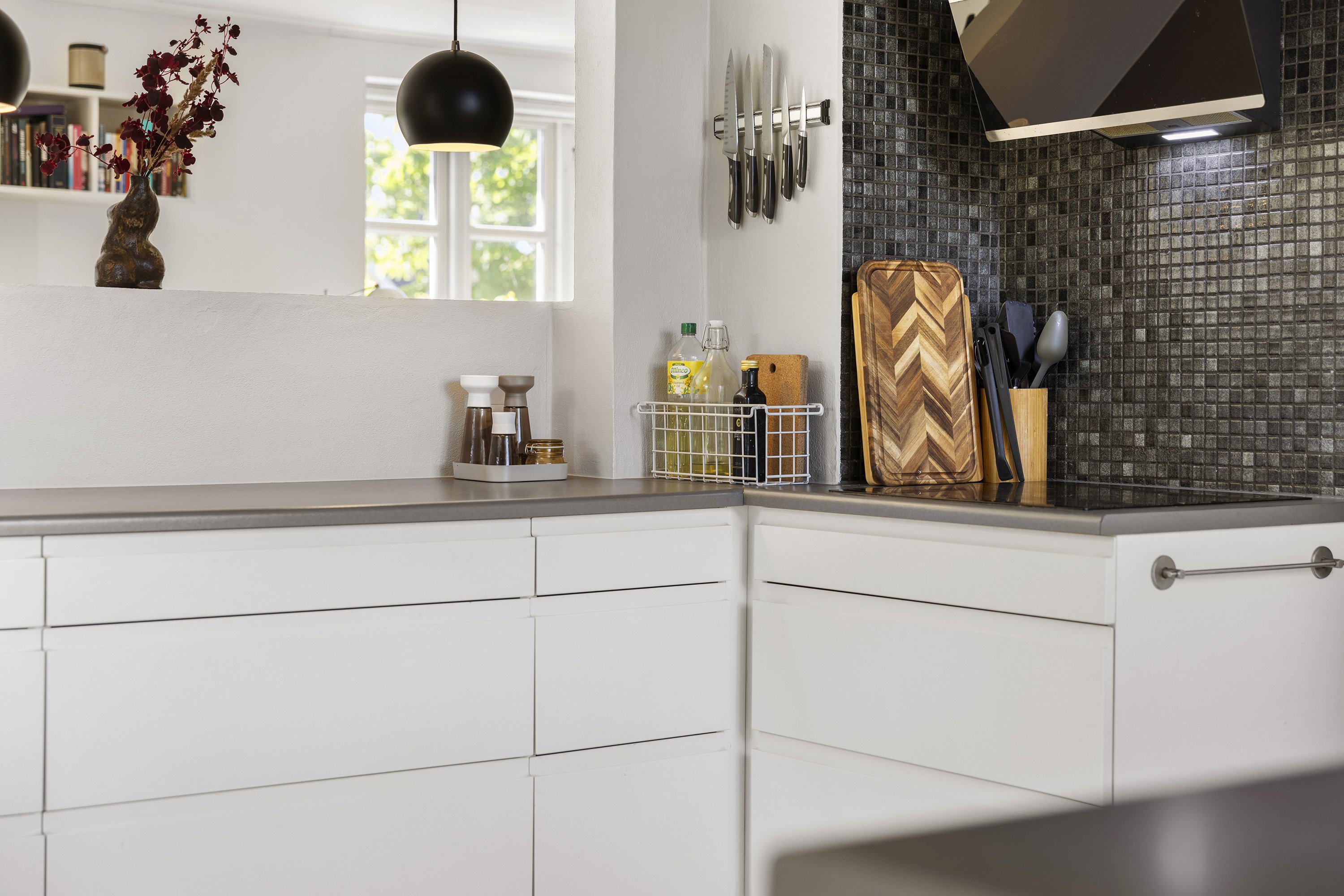 Fremhævet køkken billede i fuldskærmstilstand. Billede af Meldahlsvej 2A, 9300 Sæby